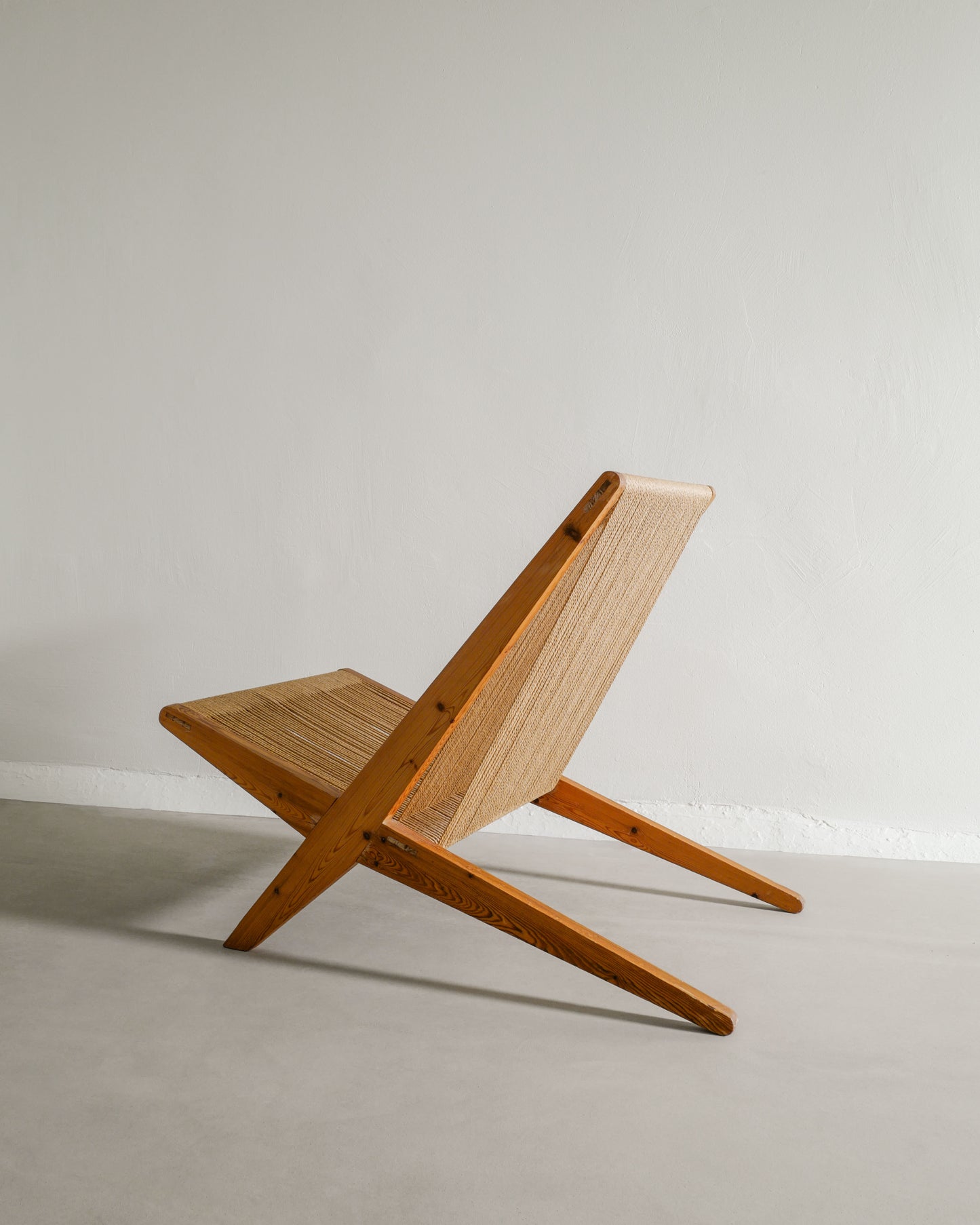 DANISH PINE & FLAGLINE CHAIR, 1960s