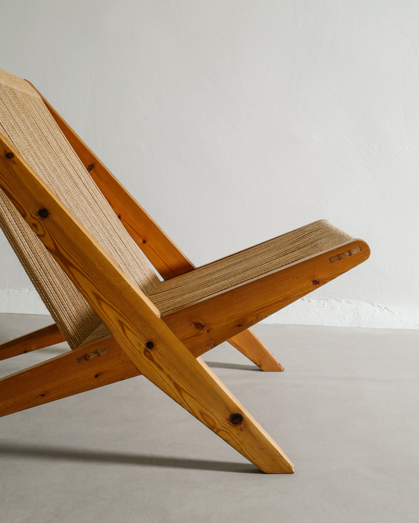 DANISH PINE & FLAGLINE CHAIR, 1960s