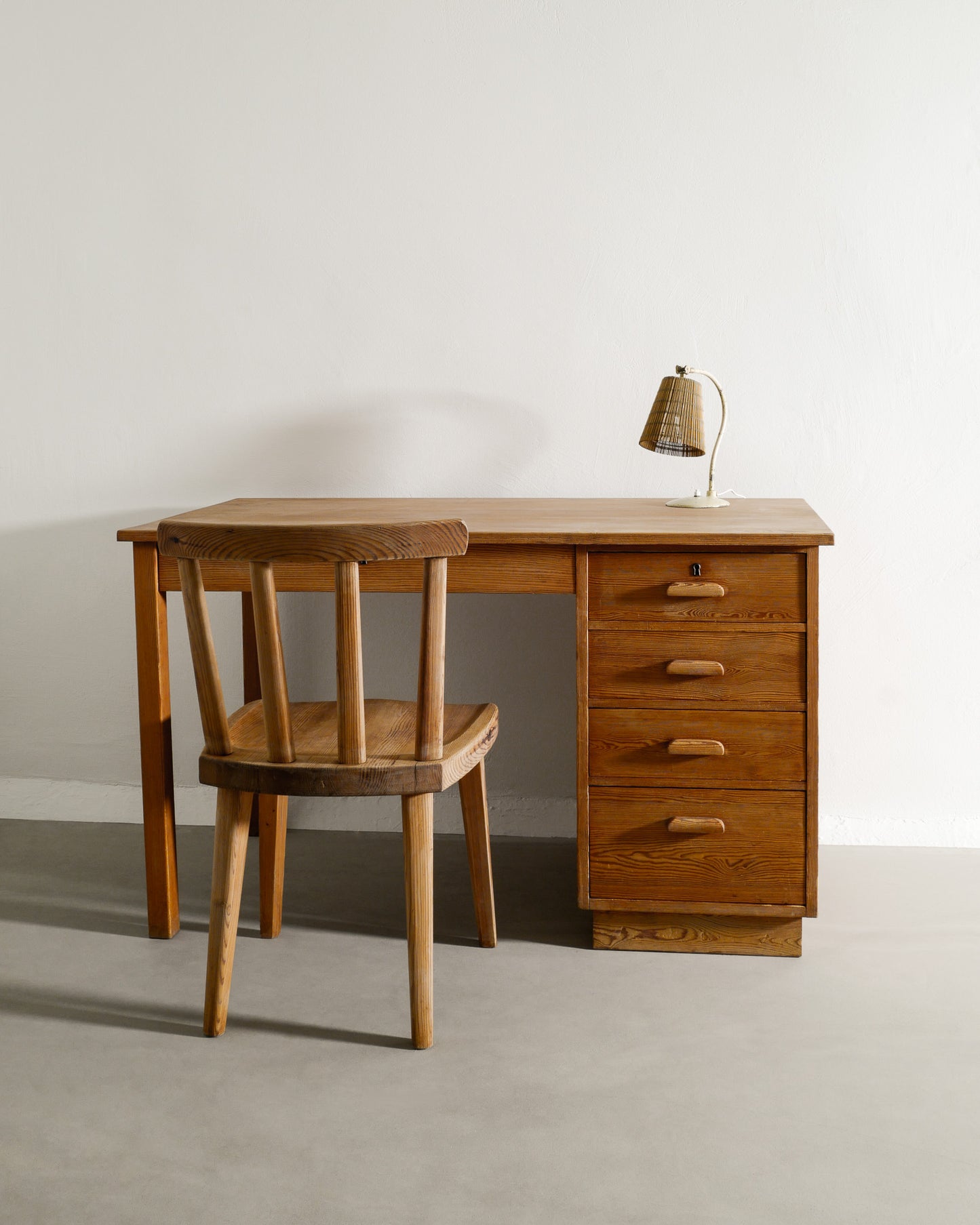AXEL EINAR HJORTH "UTÖ" CHAIR, 1930s