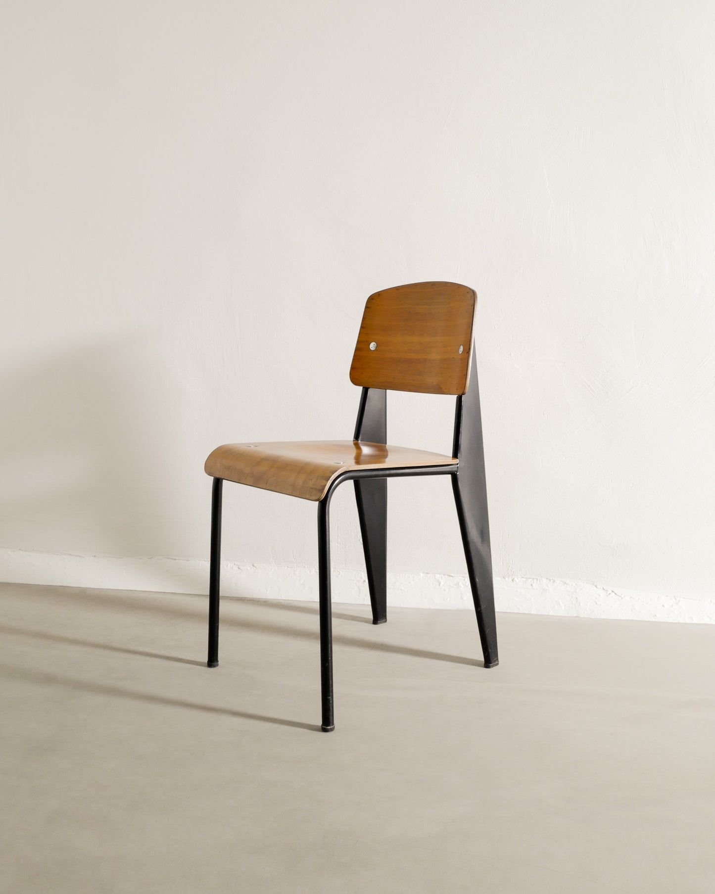 JEAN PROUVÉ "METROPOLE 305" CHAIR, 1950s