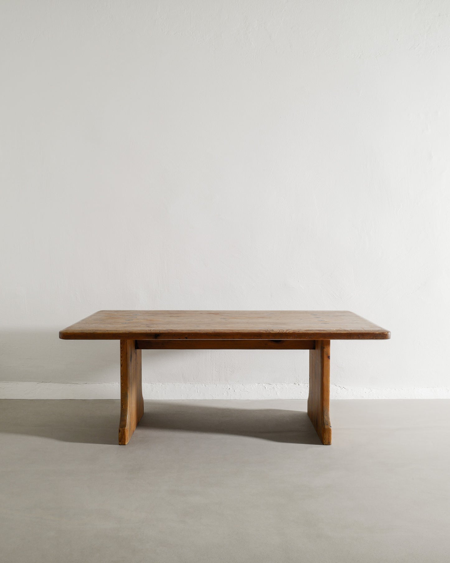 SWEDISH SOFA TABLE IN PINE, 1930s