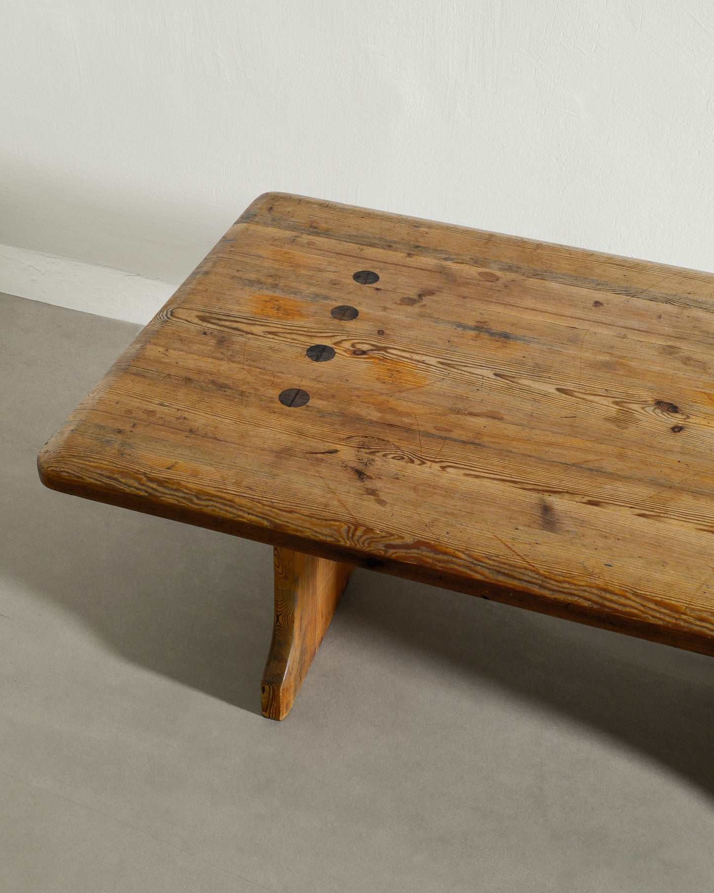 SWEDISH SOFA TABLE IN PINE, 1930s