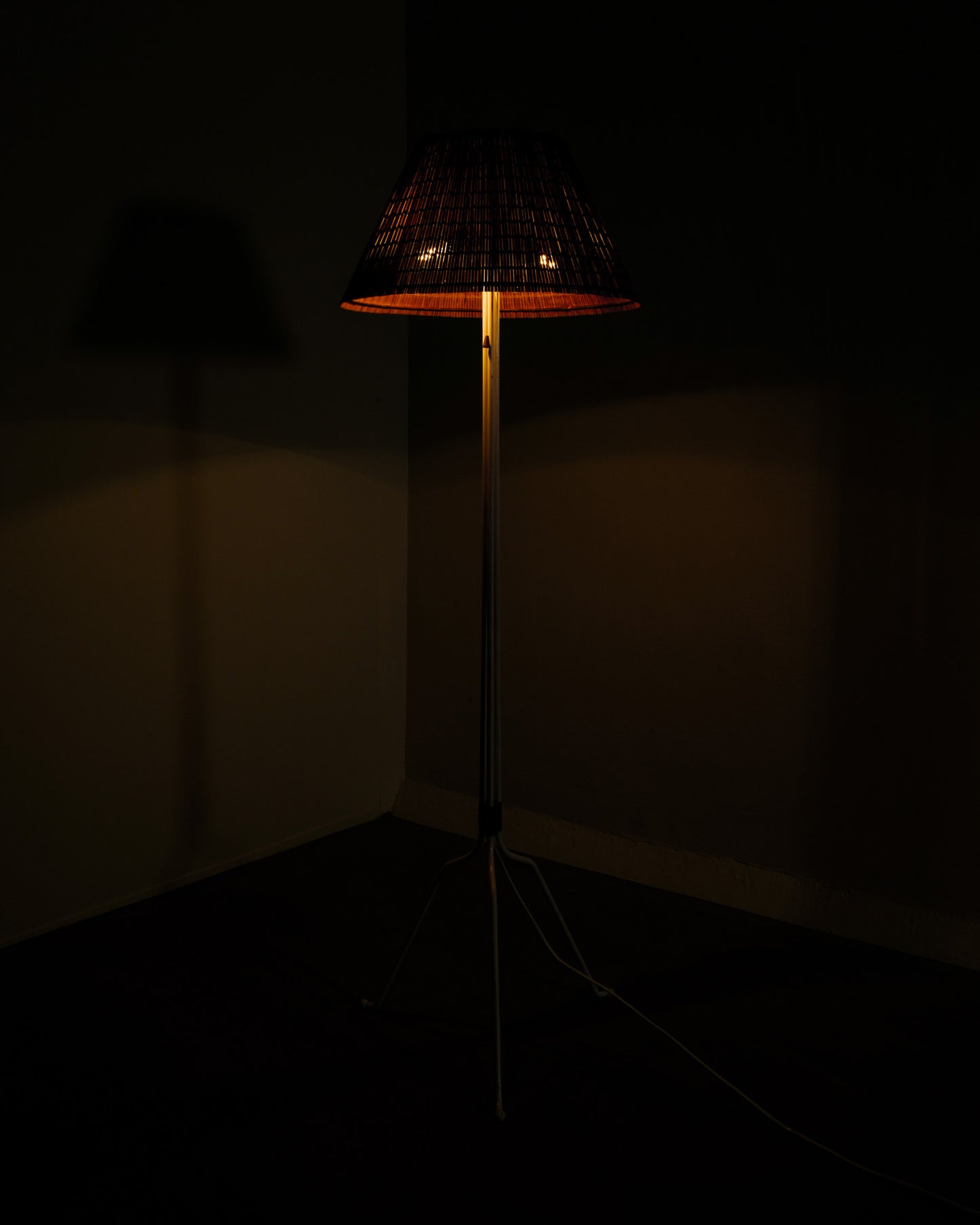 LISA JOHANSSON-PAPÉ FLOOR LAMP, 1940s