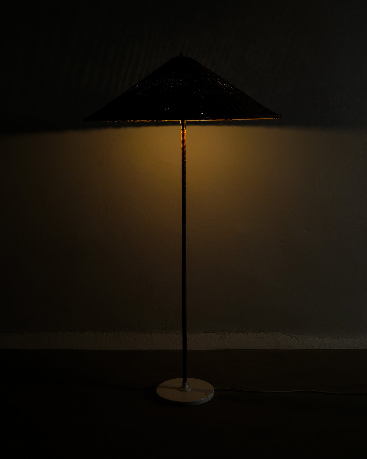 FINNISH FLOOR LAMP BY ITSU, 1940s