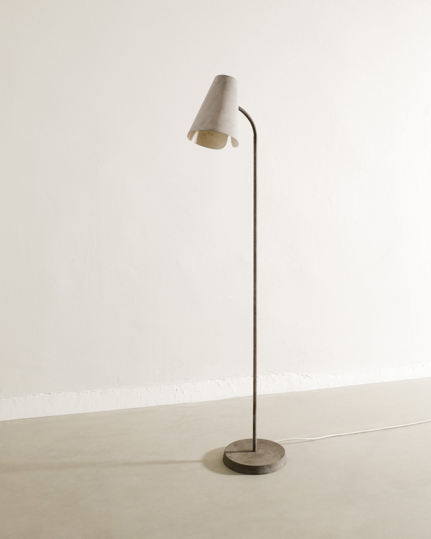HARALD NOTINI "P225" FLOOR LAMP, 1940s