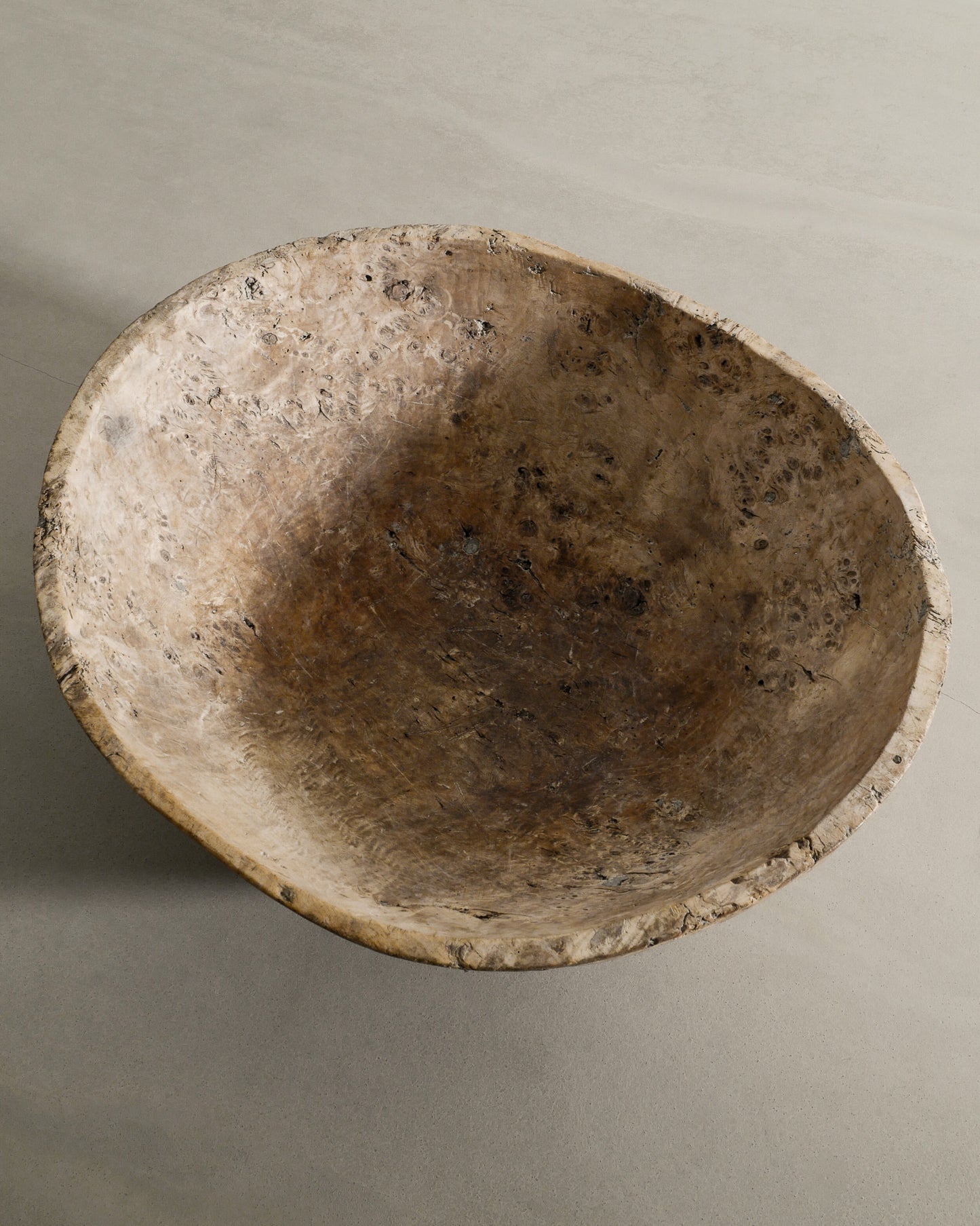 MASSIVE ROOT BOWL, EARLY 1900s