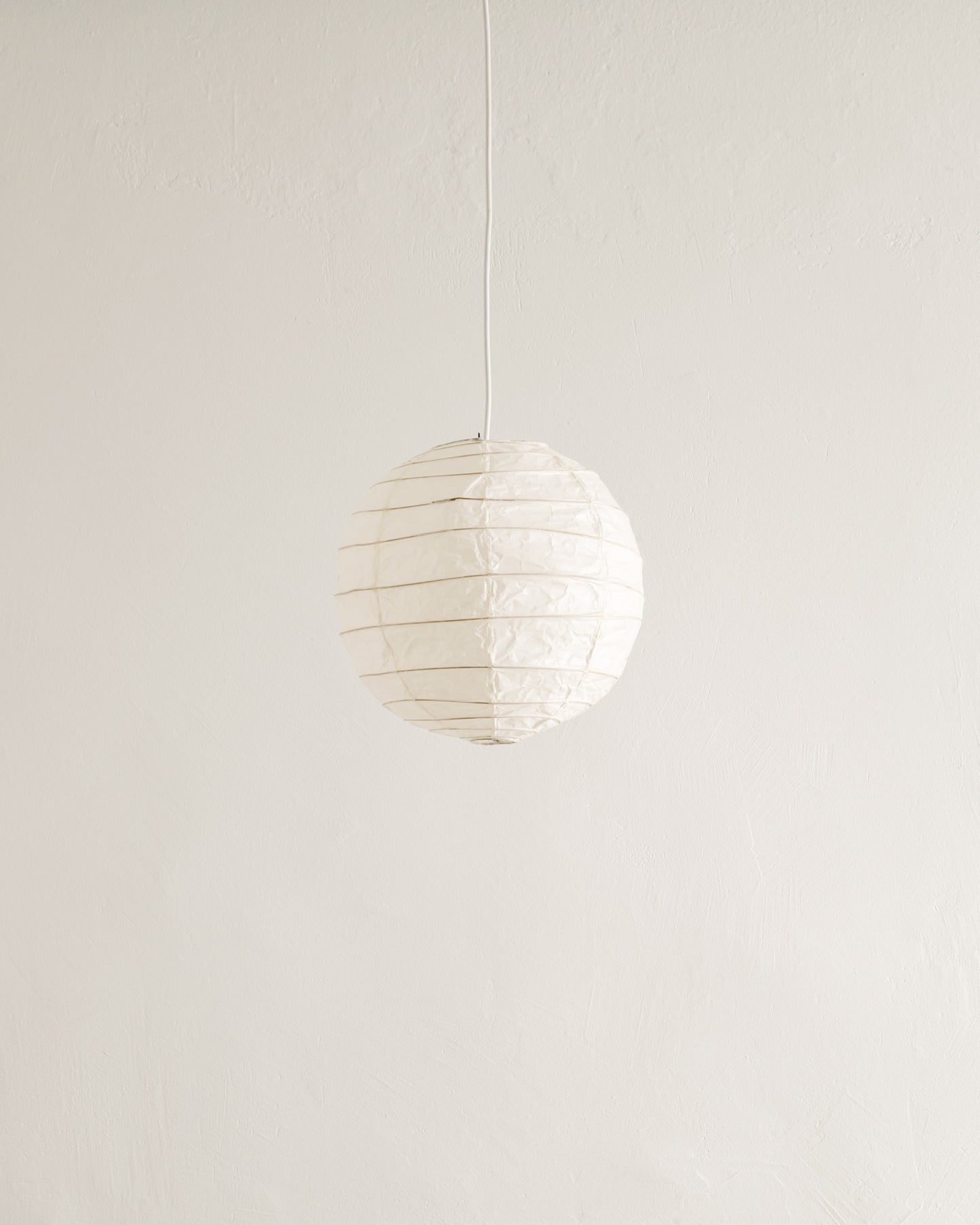 ISAMU NOGUCHI "30D" PAPER PENDANT