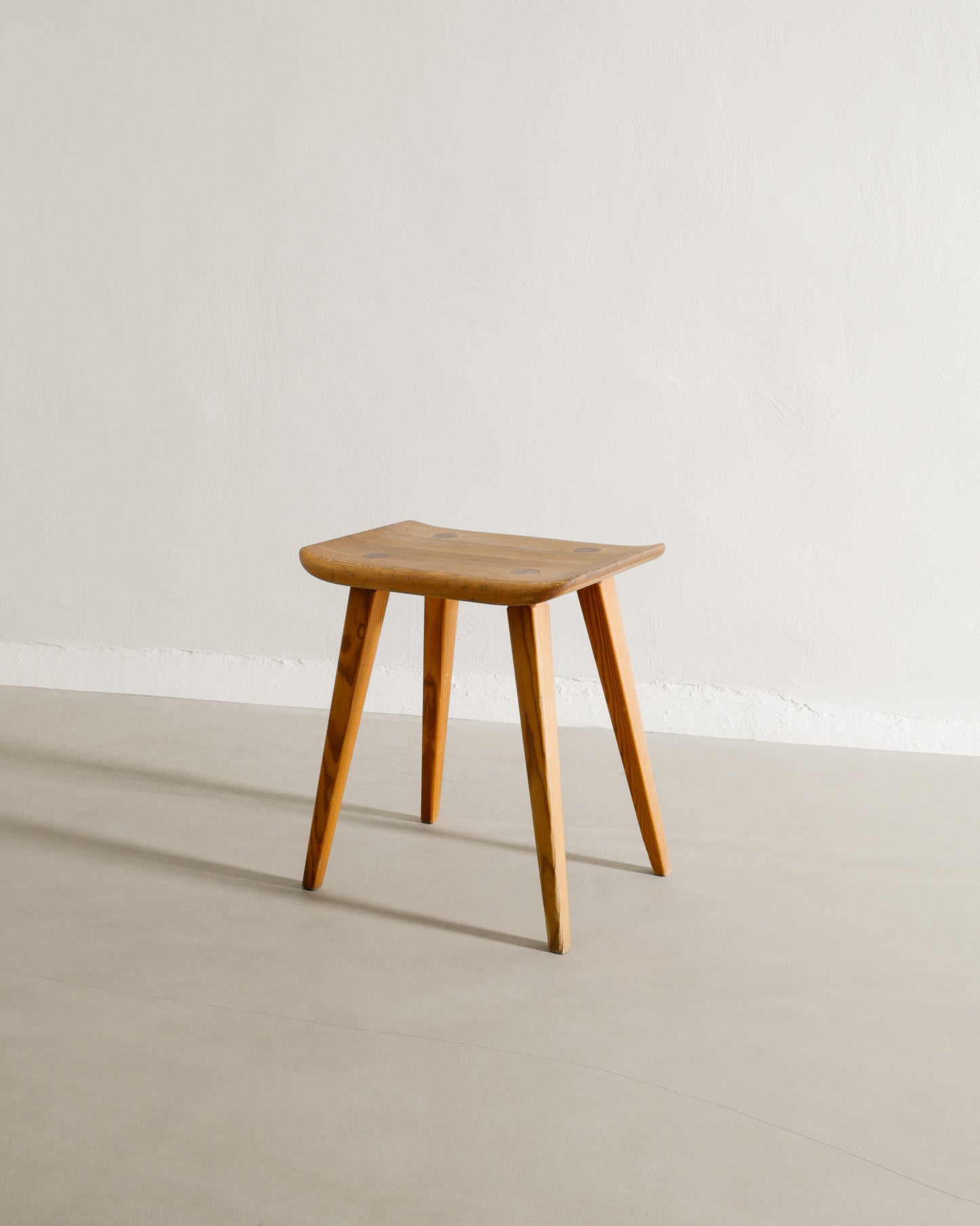 CARL MALMSTEN "VISINGSÖ" PINE STOOL, 1940s