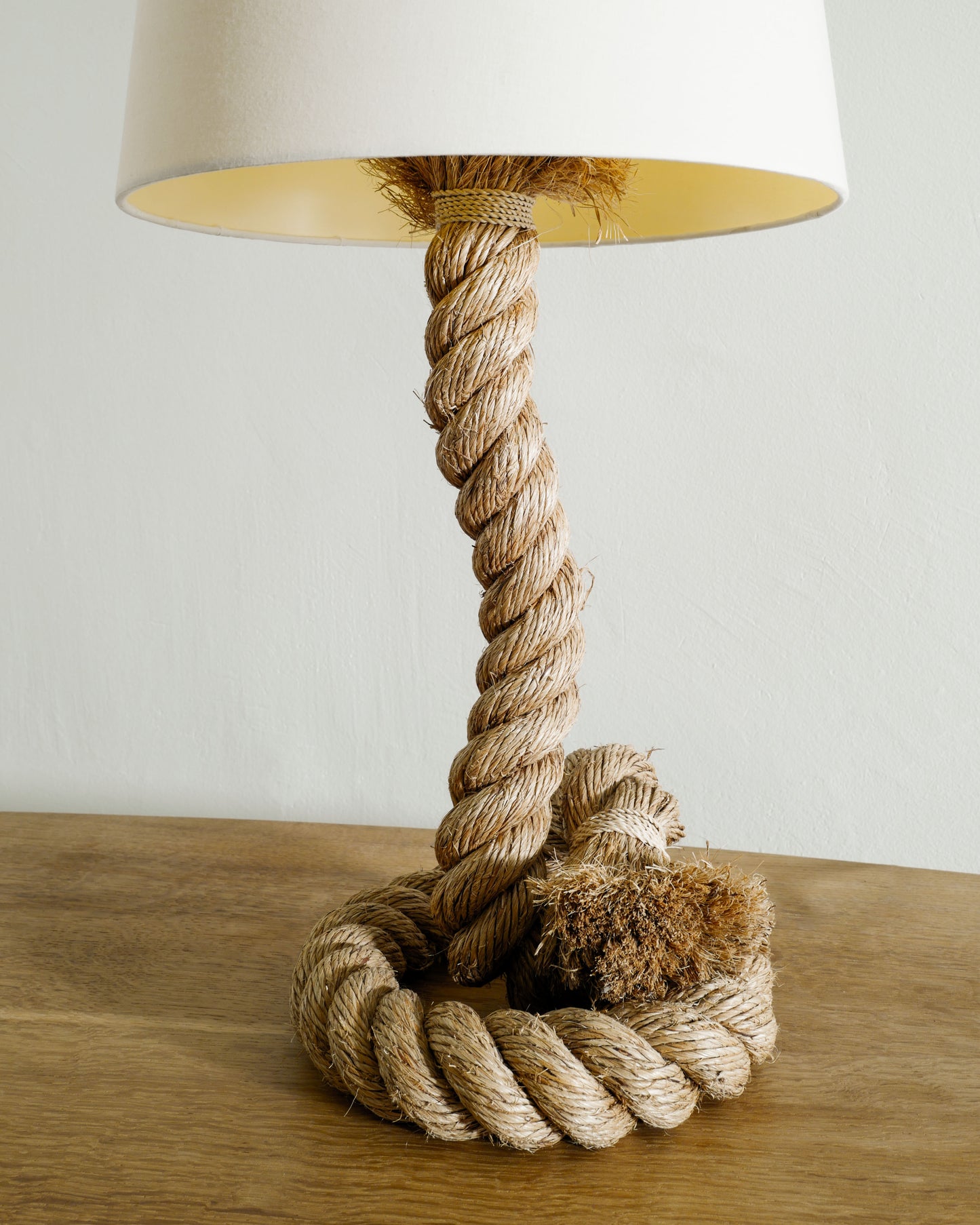 ROPE LAMP BY ADRIEN AUDOUX & FRIDA MINET