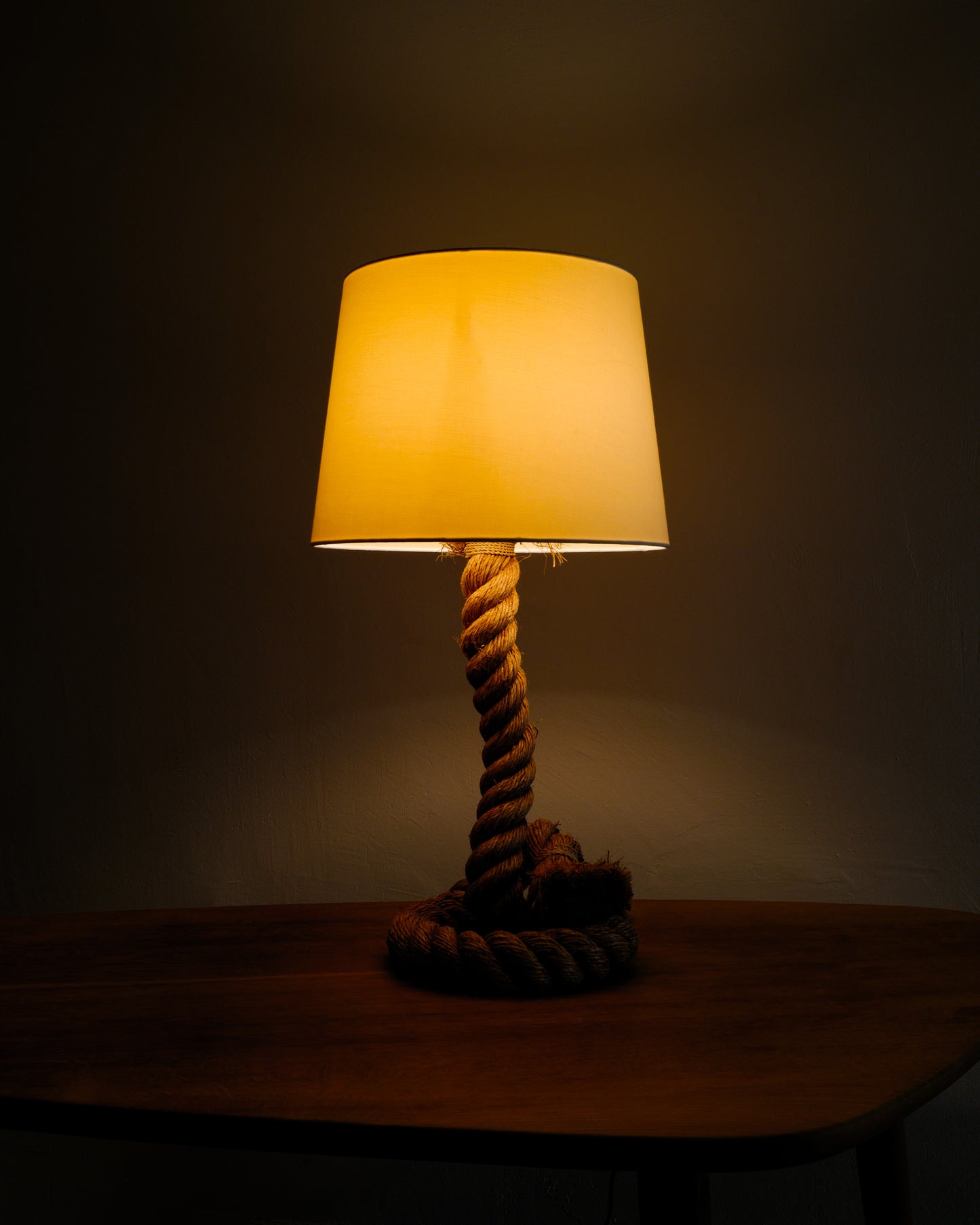 ROPE LAMP BY ADRIEN AUDOUX & FRIDA MINET