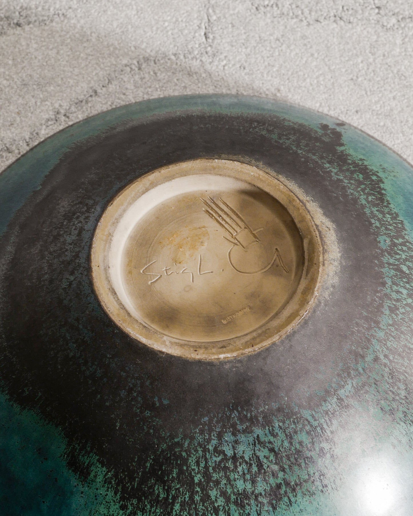 STIG LINDBERG CERAMIC BOWL, 1960s
