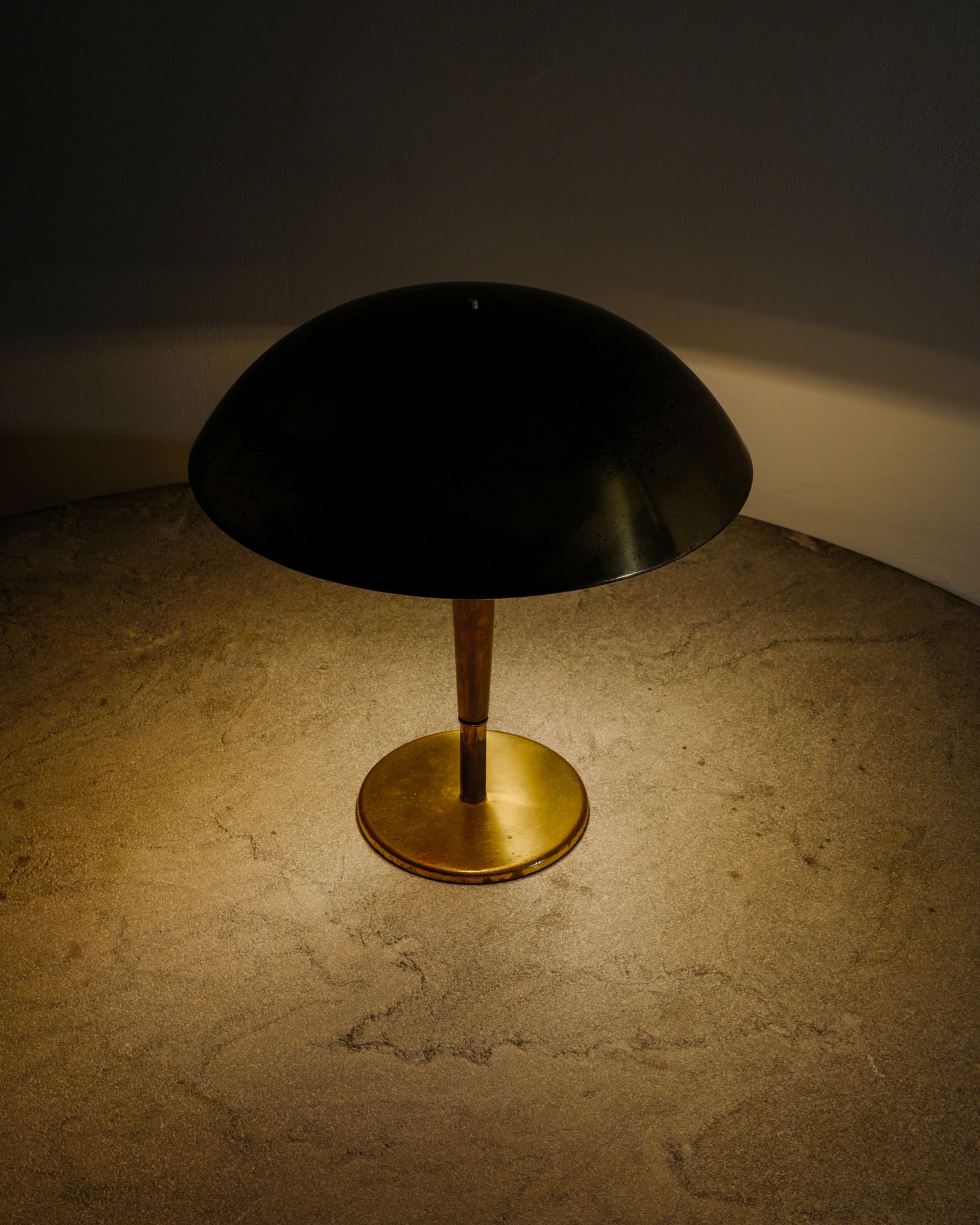 PAAVO TYNELL "5061" TABLE LAMP, 1940s