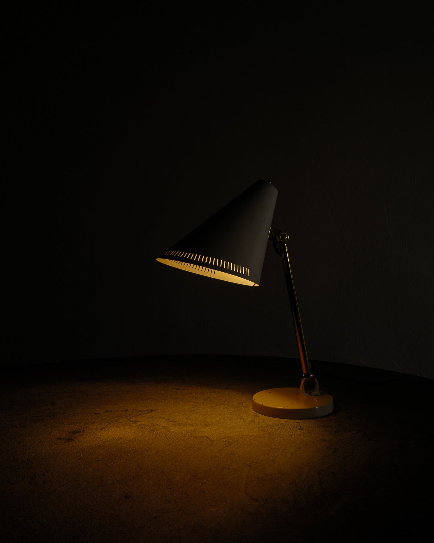 PAAVO TYNELL "9222" DESK LAMP, 1940s
