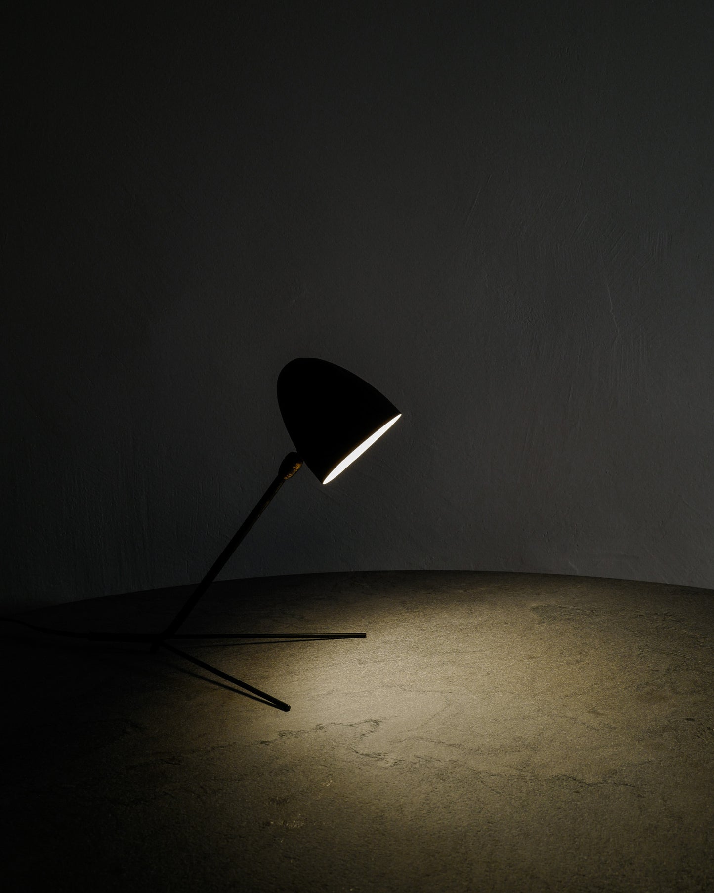 SERGE MOUILLE "COCOTTE" TABLE LAMP, 1950s