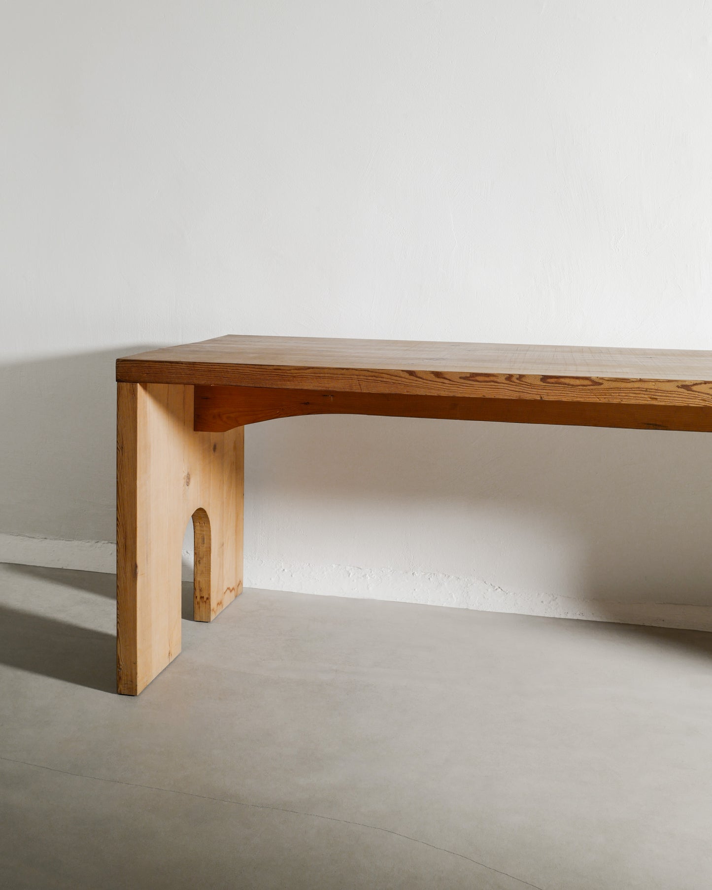 MARIO CEROLI PINE TABLE, 1970s