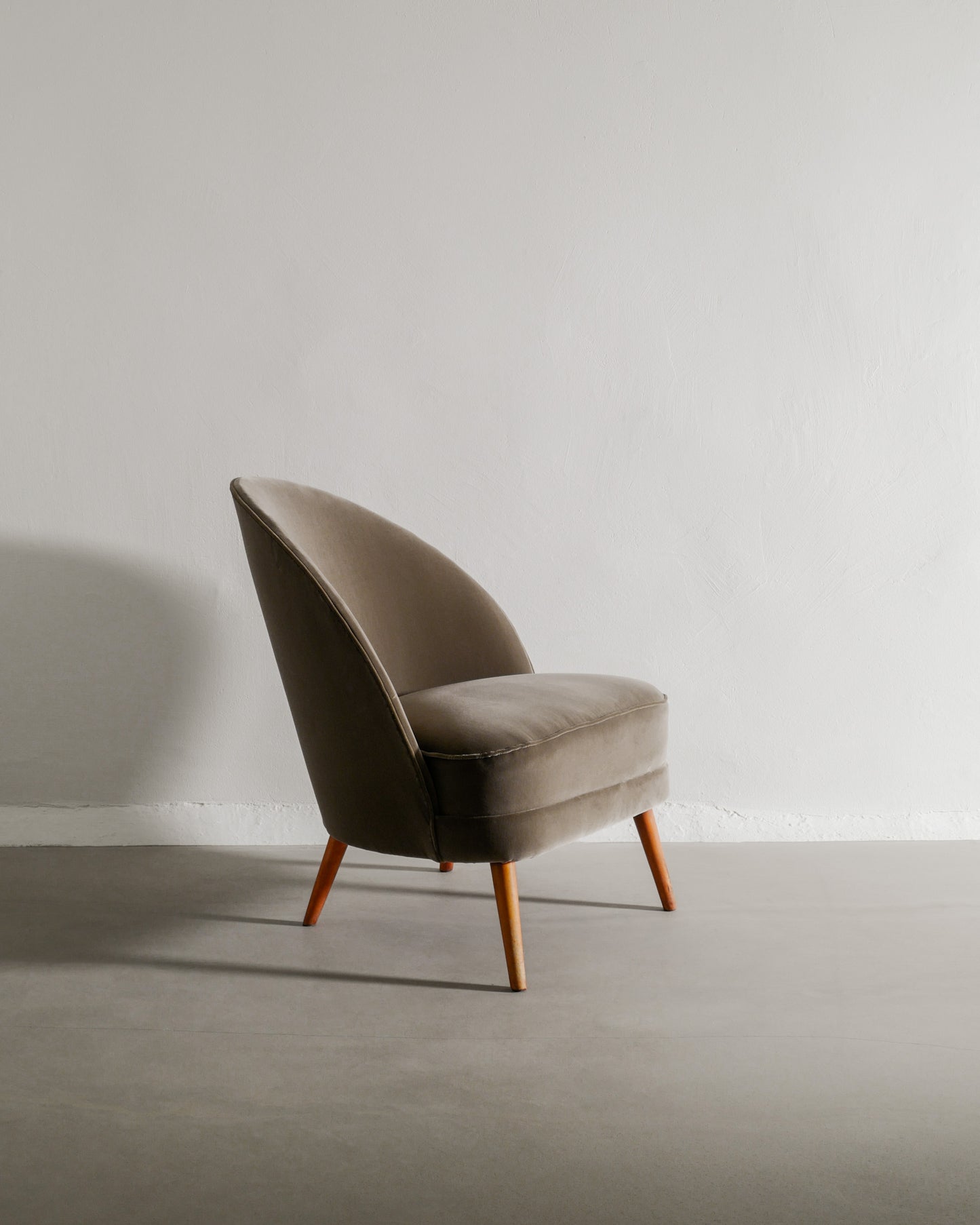 ARNE NORELL "ASYMMETRICAL" CHAIR, 1950s