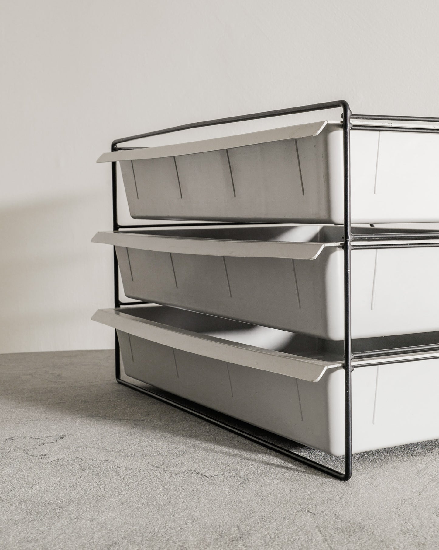 CHARLOTTE PERRIAND FILE RACK, 1950s