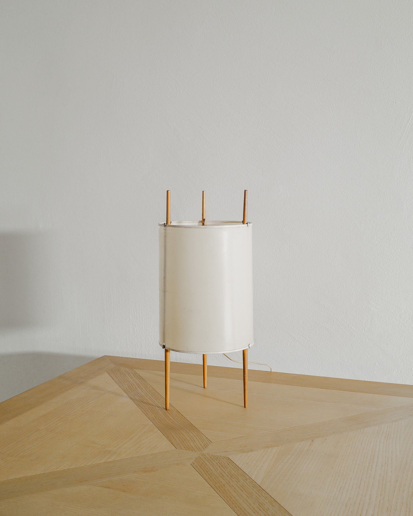 ISAMU NOGUCHI "No 9" LAMP, 1940s