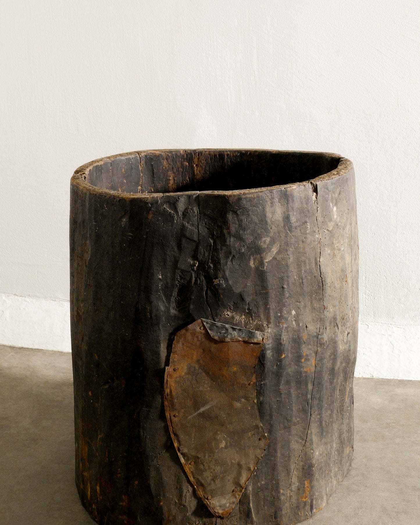 FRENCH WOODEN PLANTER