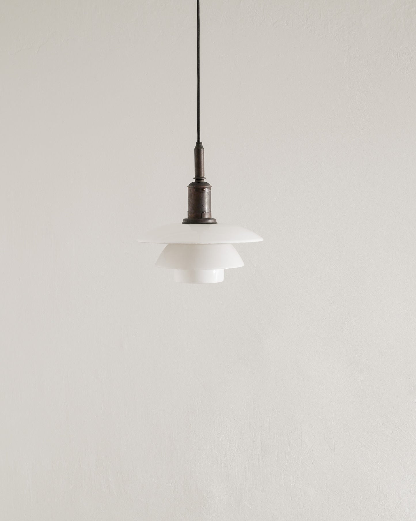 POUL HENNINGSEN PAT. APPL. "PH-3/3" PENDANT