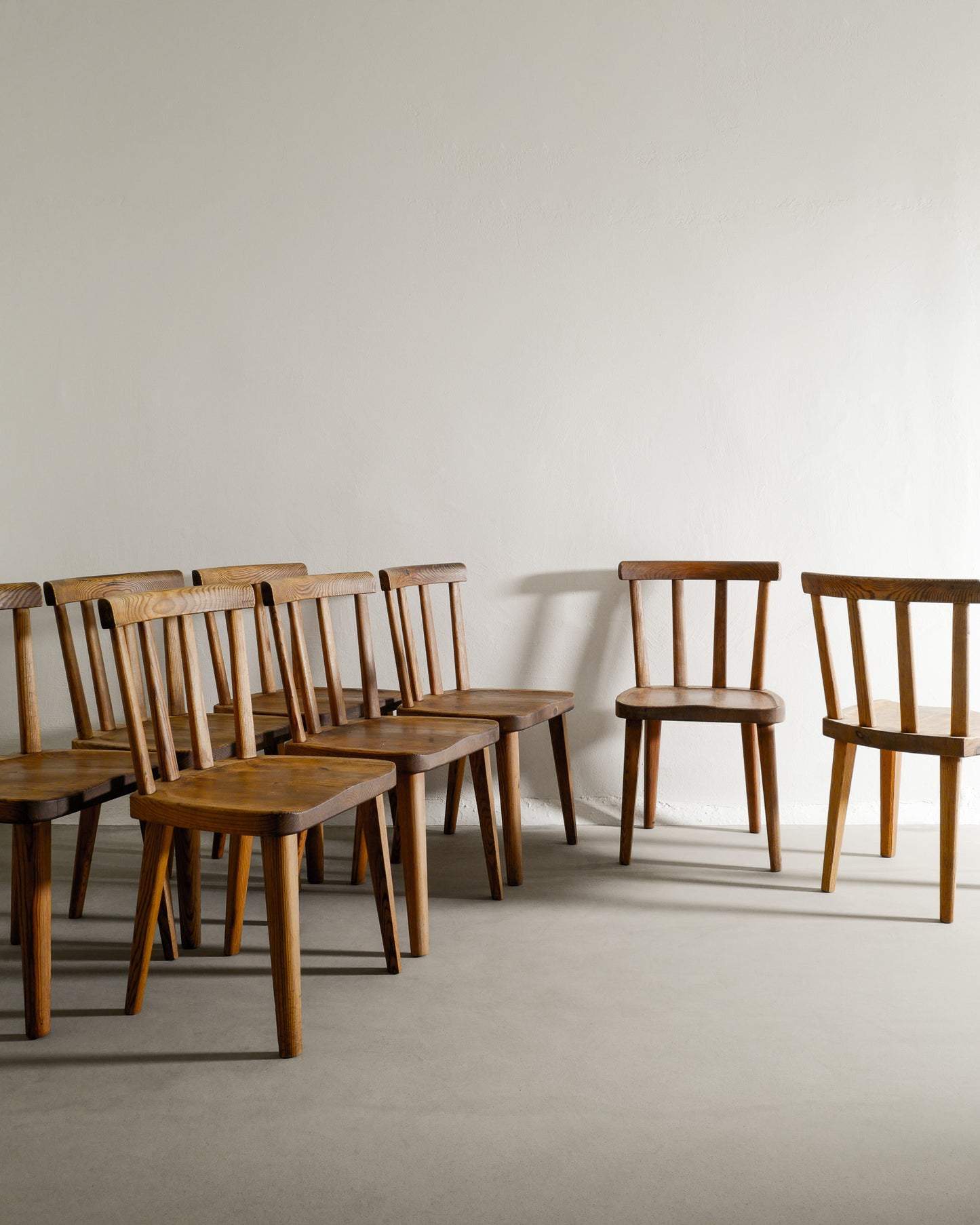 EIGHT AXEL EINAR HJORTH "UTÖ" CHAIRS, 1930s