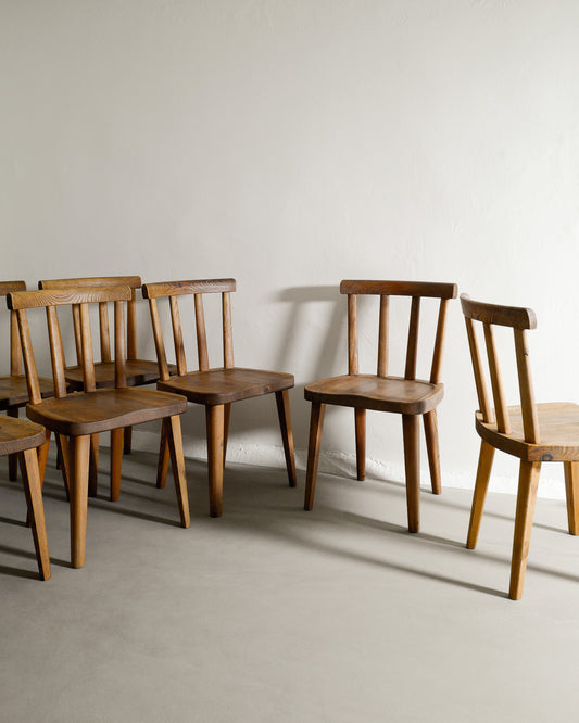 EIGHT AXEL EINAR HJORTH "UTÖ" CHAIRS, 1930s