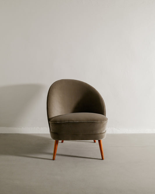 ARNE NORELL "ASYMMETRICAL" CHAIR, 1950s