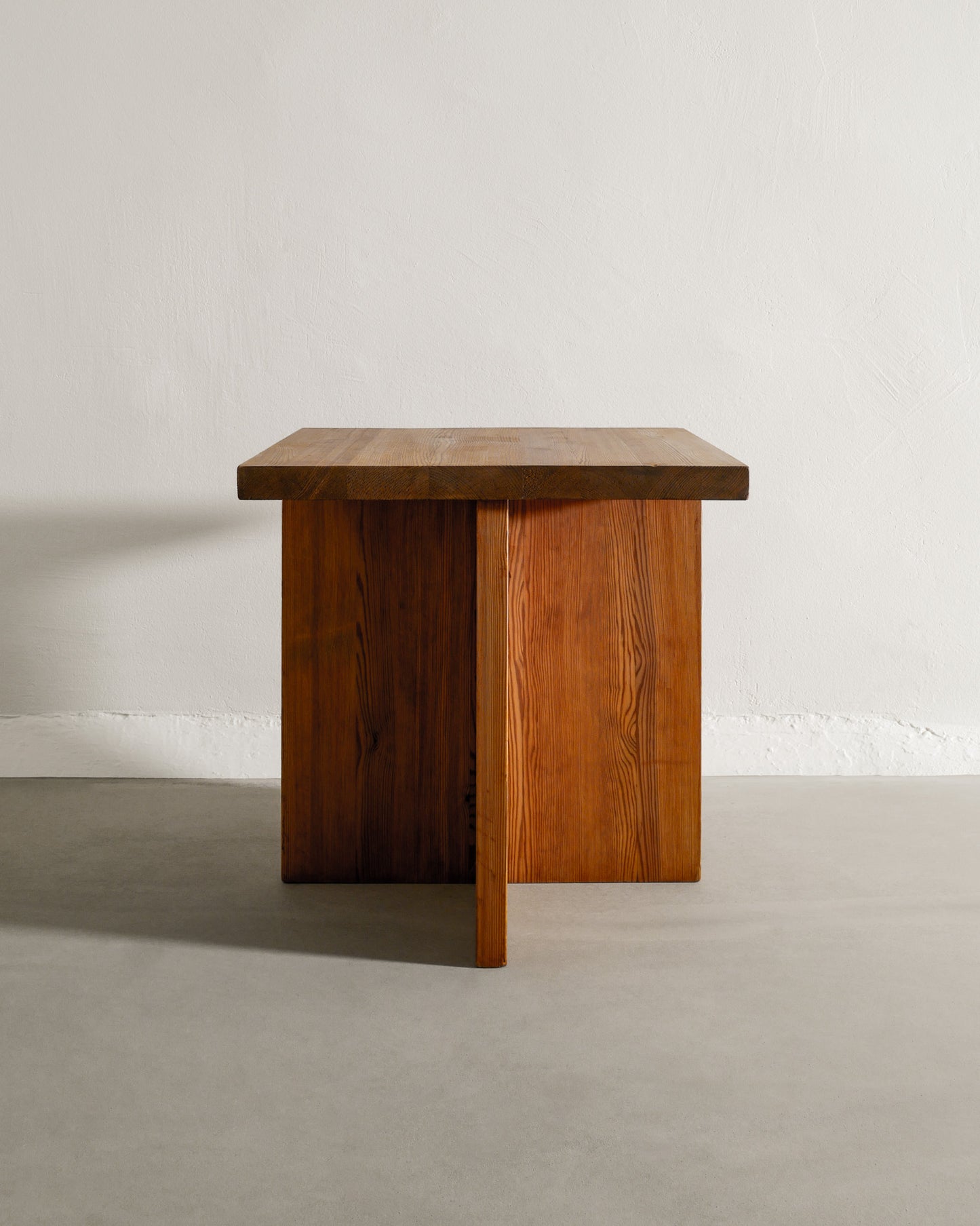 AXEL EINAR HJORTH "LOVÖ" TABLE, 1930s
