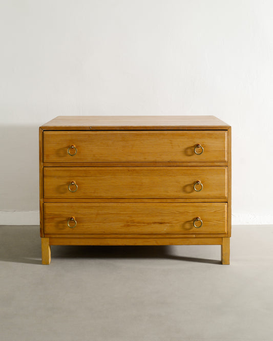SWEDISH MODERN CHEST OF DRAWERS IN PINE, 1940s