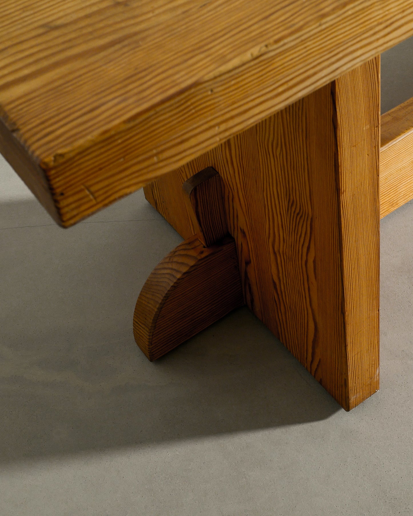 AXEL EINAR HJORTH "LOVÖ" DINING TABLE, 1930s