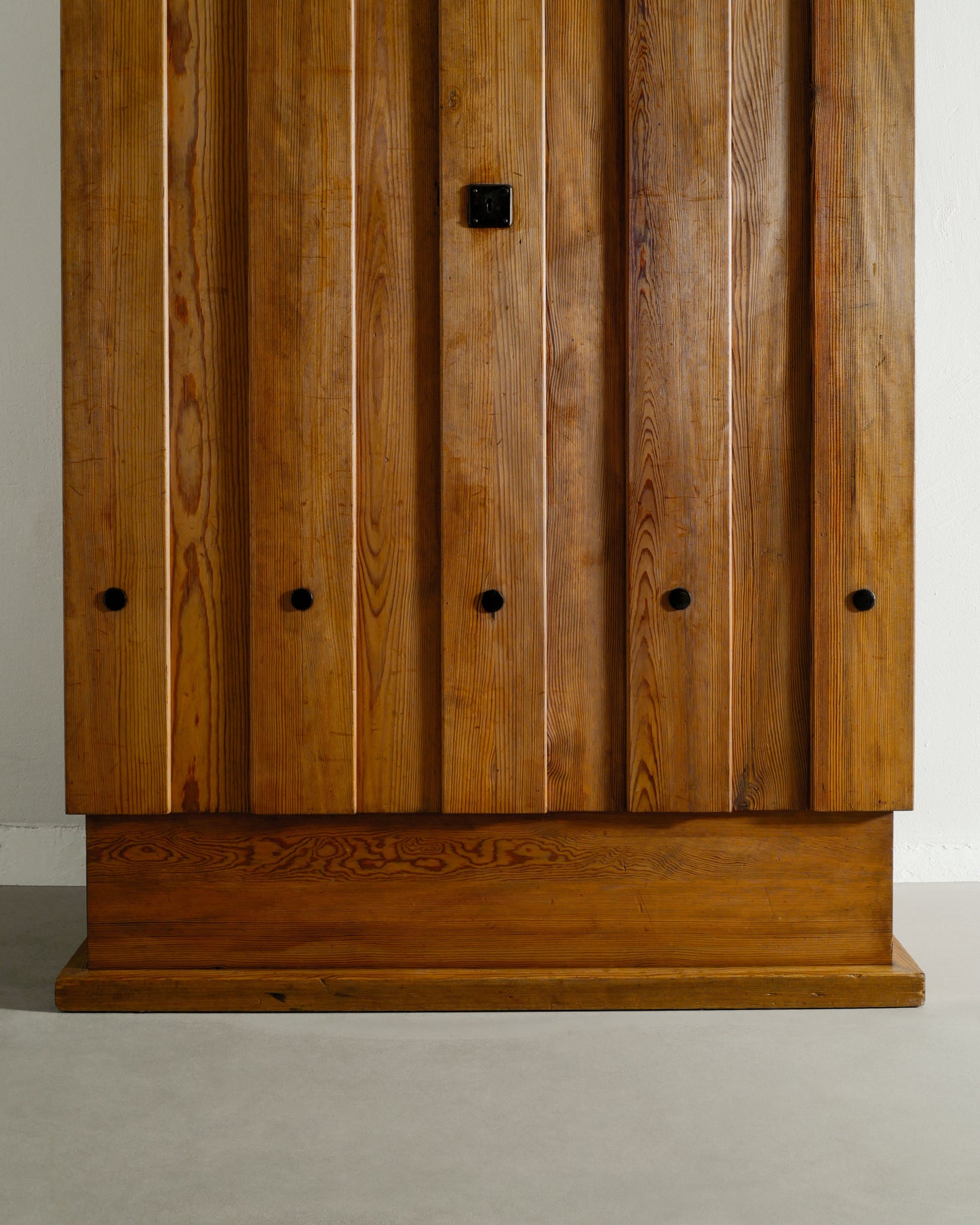 AXEL EINAR HJORTH "LOVÖ" CABINET, 1930s
