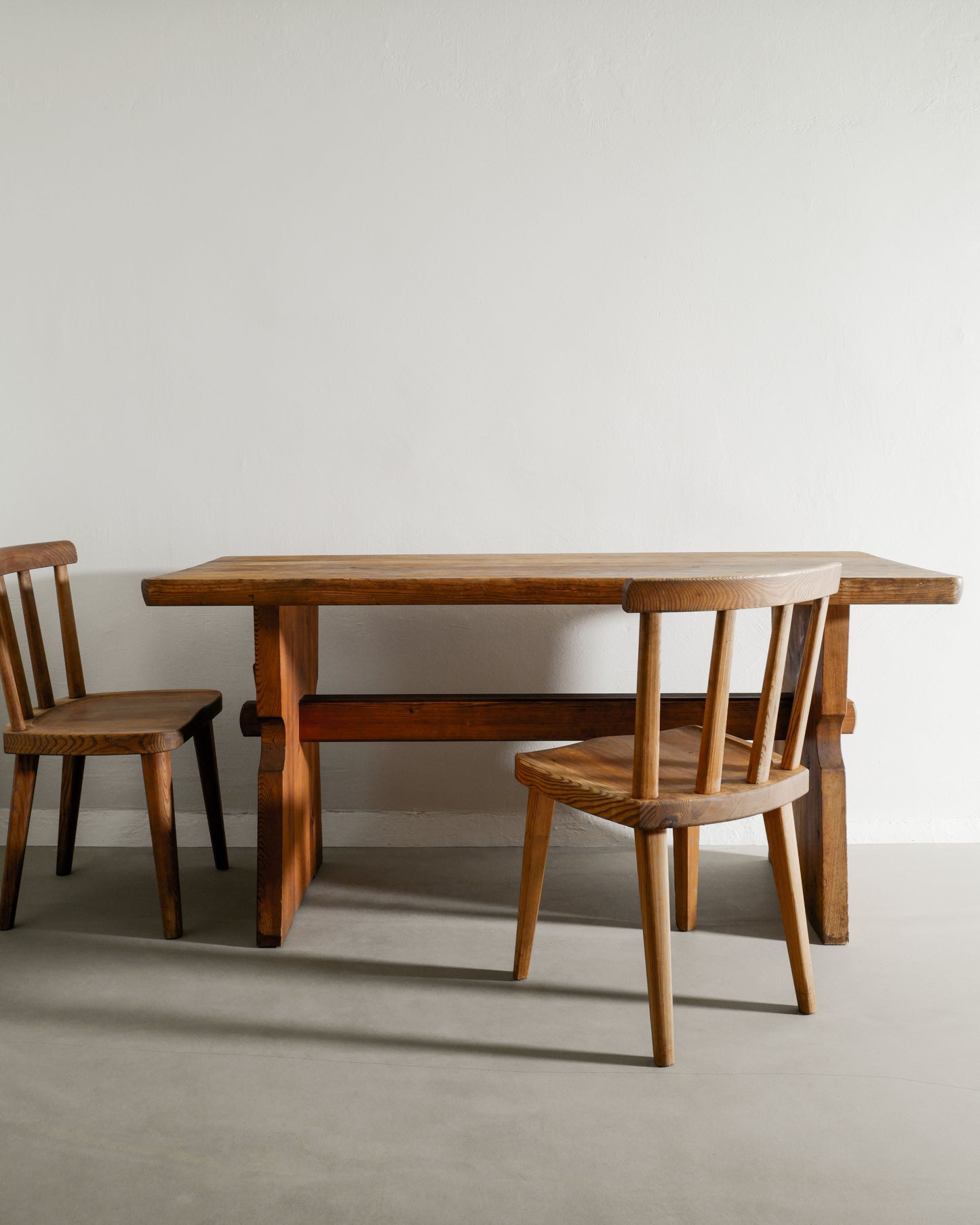 AXEL EINAR HJORTH "VÄRMDÖ" TABLE, 1930s