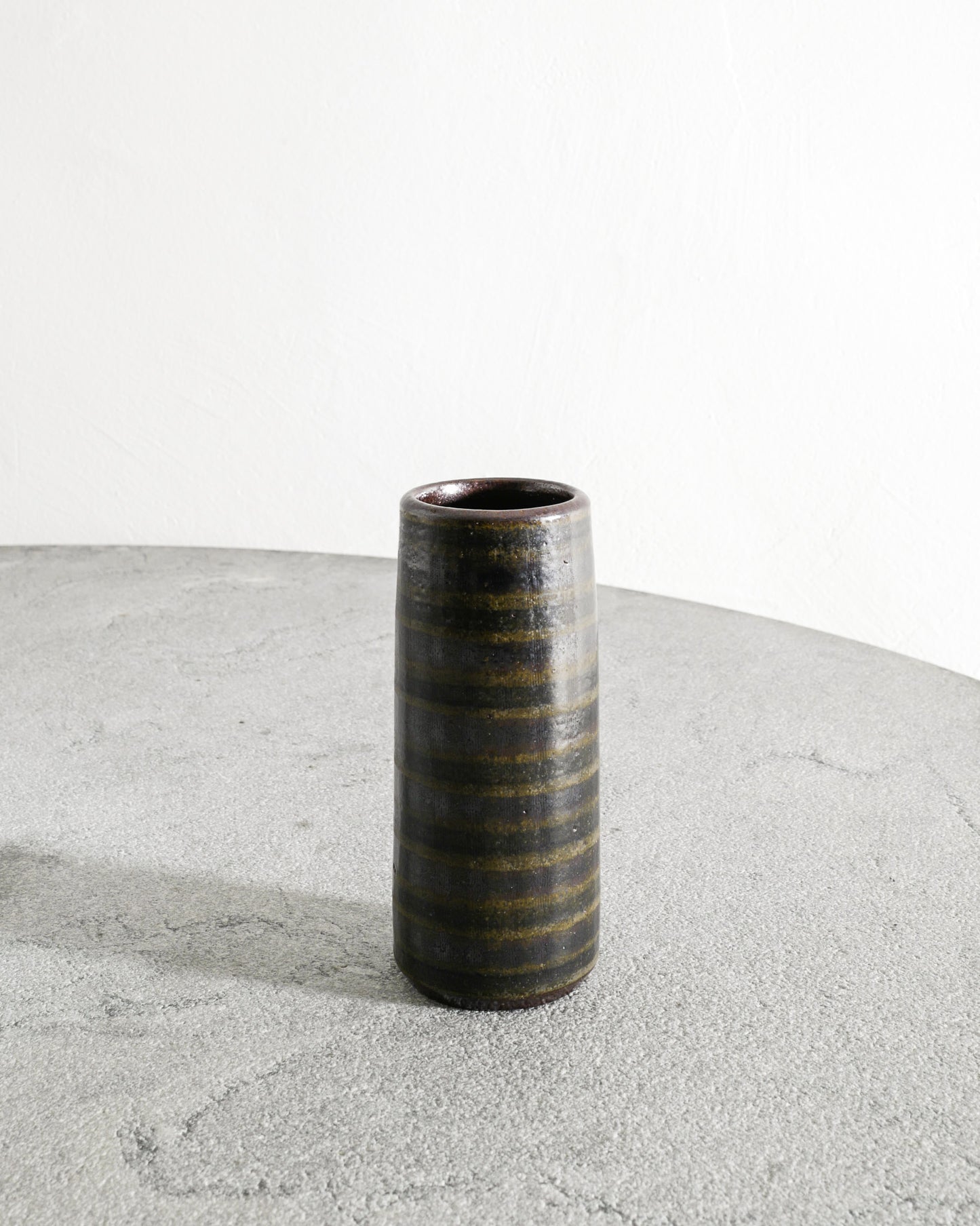 ARTHUR ANDERSSON CYLINDER VASE, 1940s