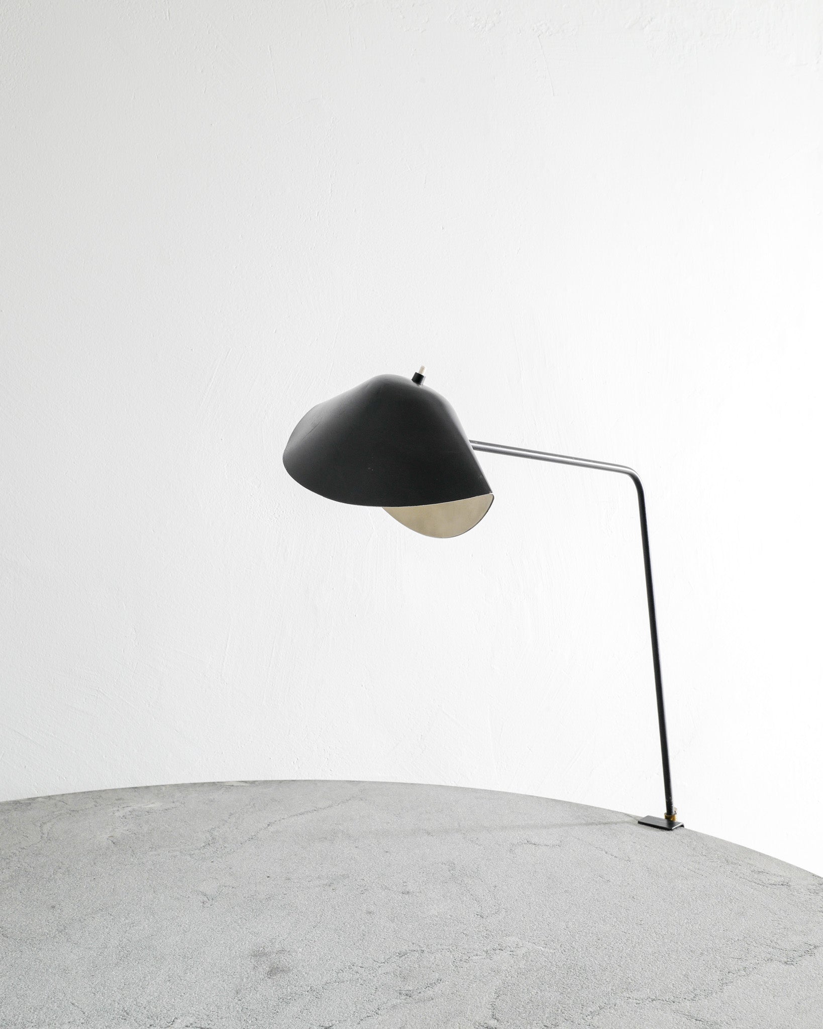 SERGE MOUILLE SIMPLE AGRAFÉE LAMP, 1950s