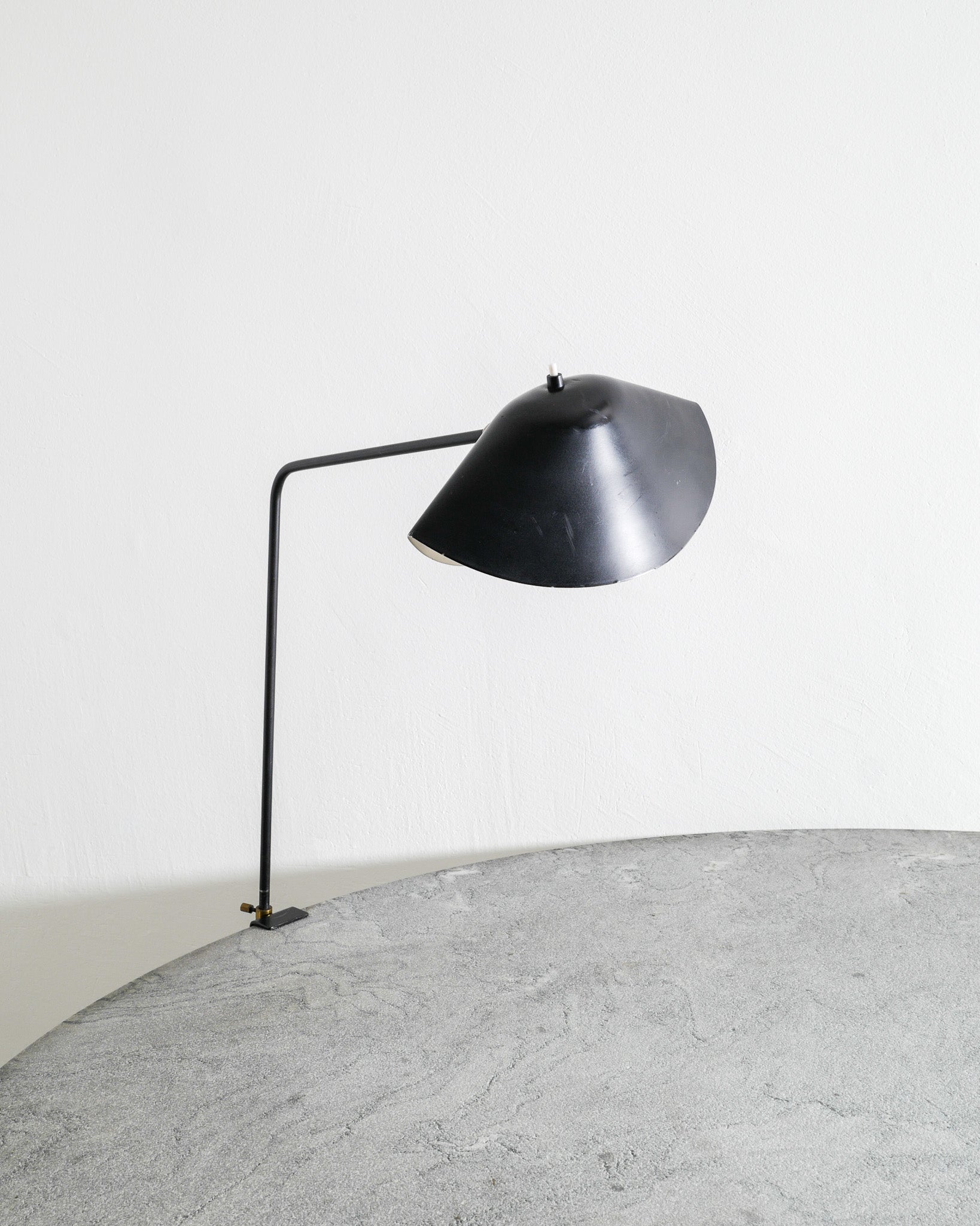 SERGE MOUILLE SIMPLE AGRAFÉE LAMP, 1950s