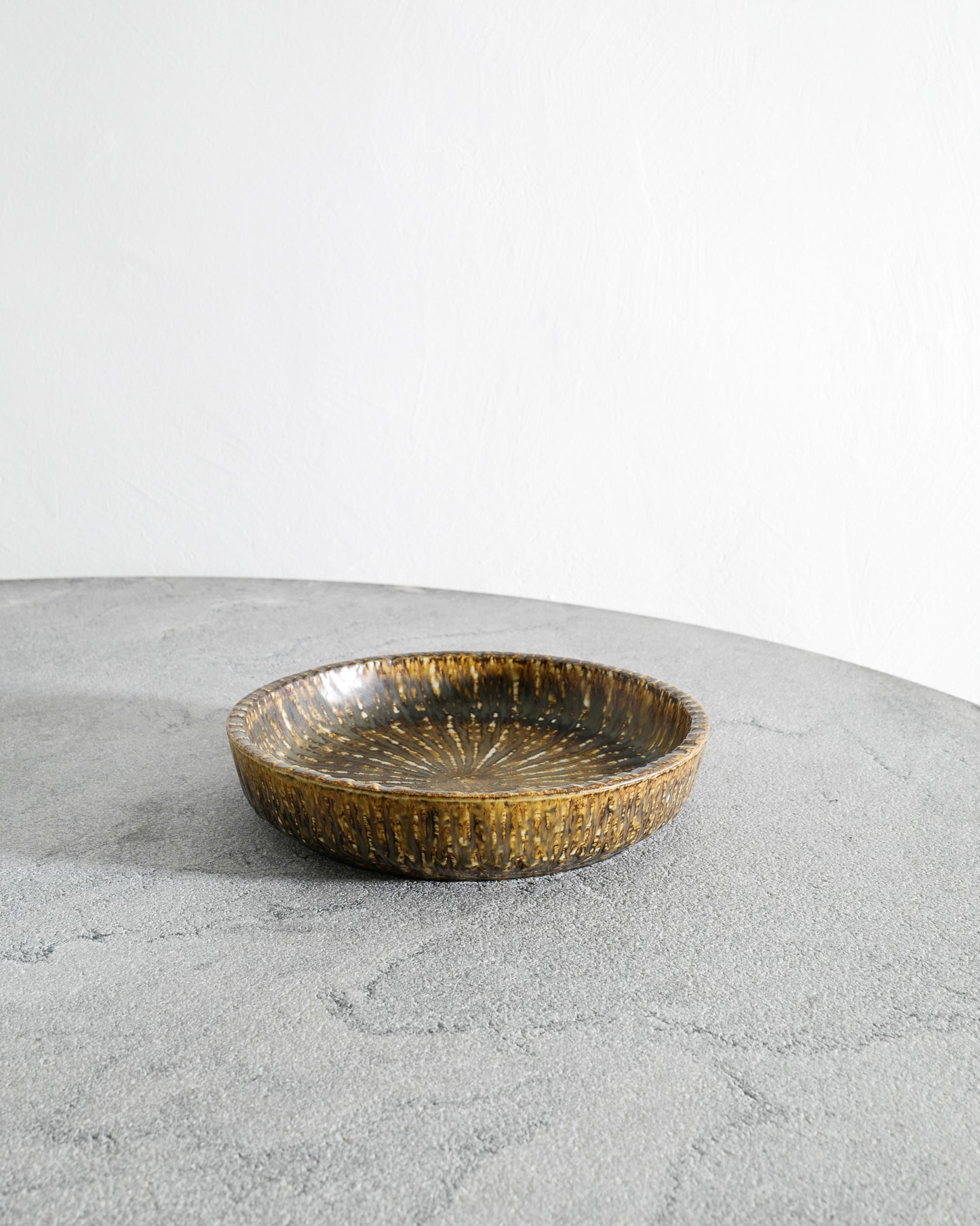 GUNNAR NYLUND "RUBUS" LARGE DISH, 1950s