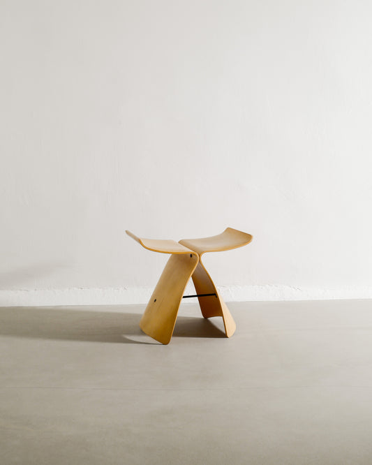 SORI YANAGI BUTTERFLY STOOL BY TENDO