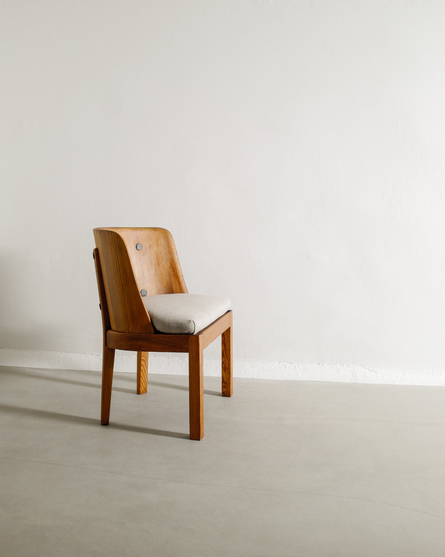 AXEL EINAR HJORTH "LOVÖ" ARMCHAIRS, 1930s