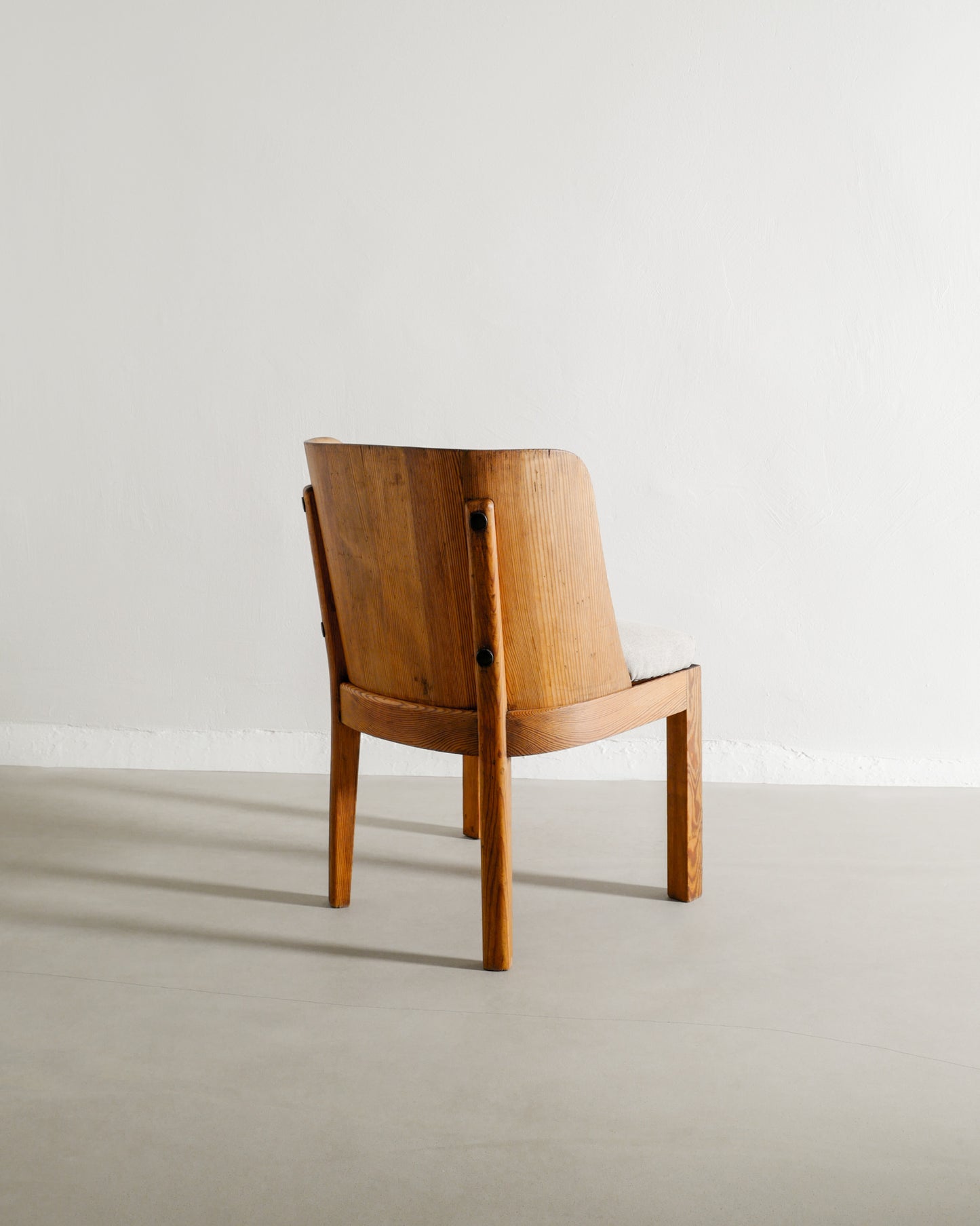 AXEL EINAR HJORTH "LOVÖ" ARMCHAIRS, 1930s