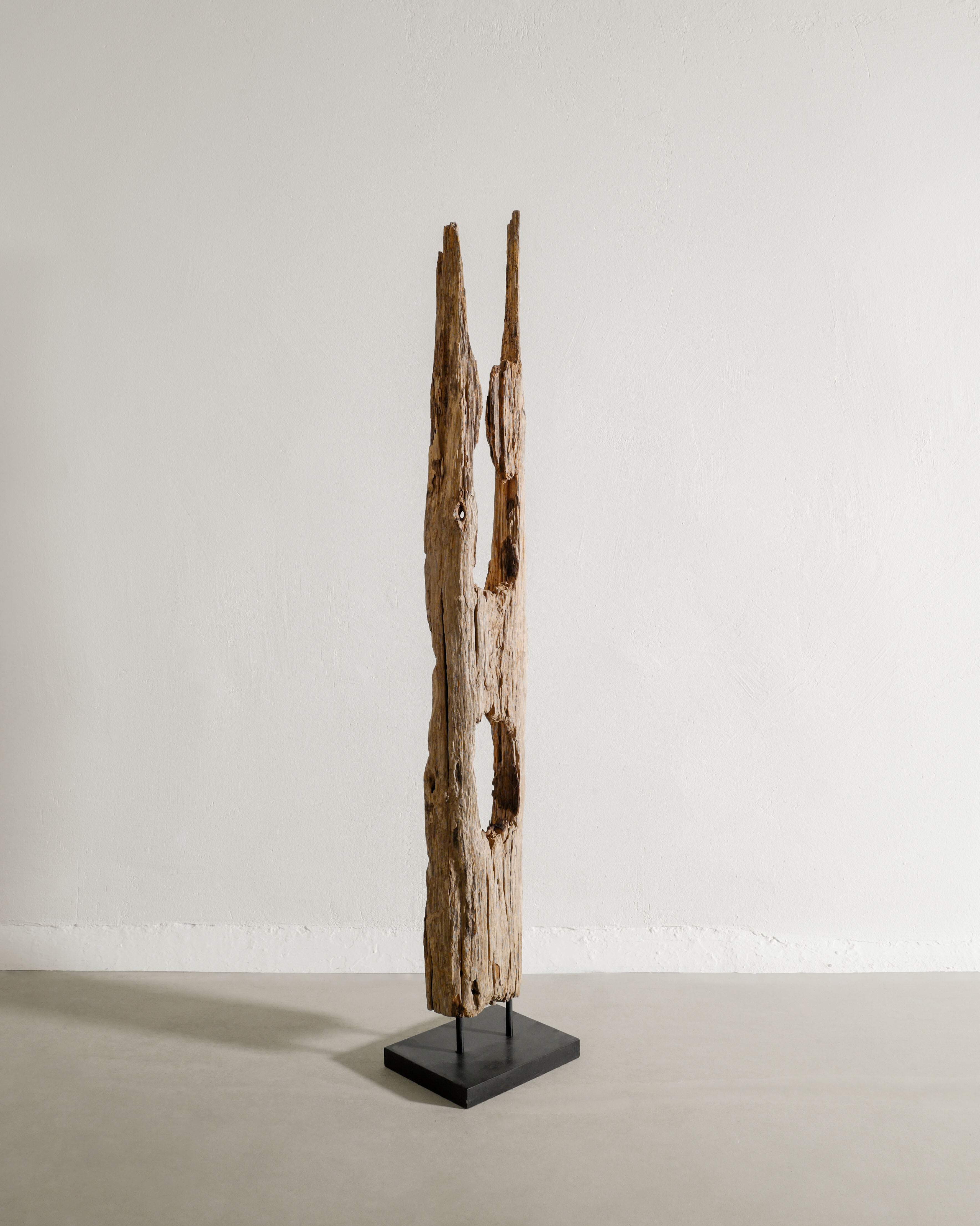 WOODEN FLOOR SCULPTURE