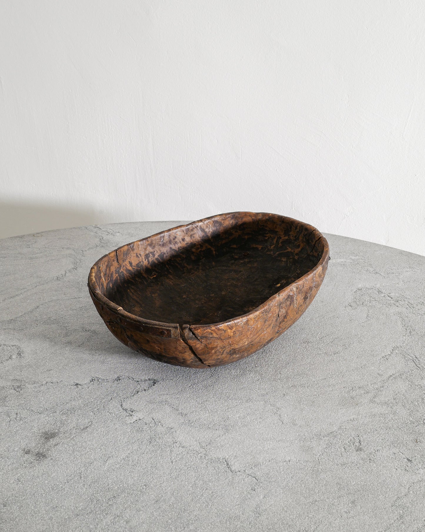 LARGE SWEDISH ANTIQUE WOODEN BOWL, 1700s