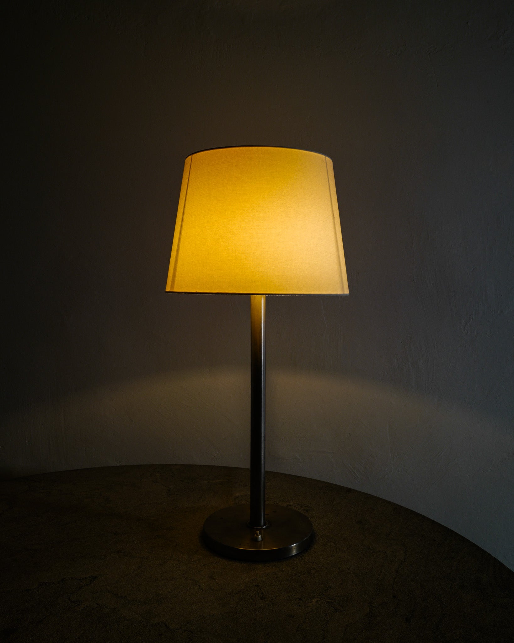 BÖHLMARKS TABLE LAMP, 1960s