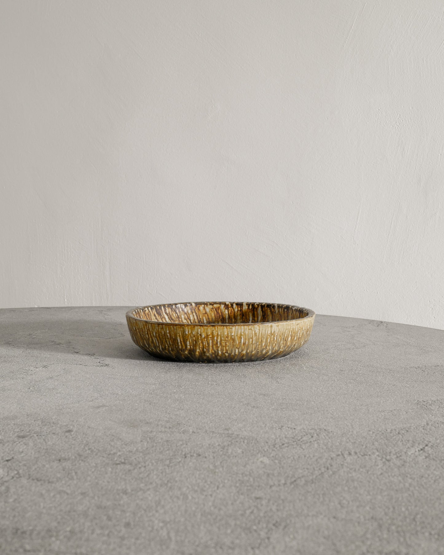 GUNNAR NYLUND "RUBUS" LARGE DISH, 1950s