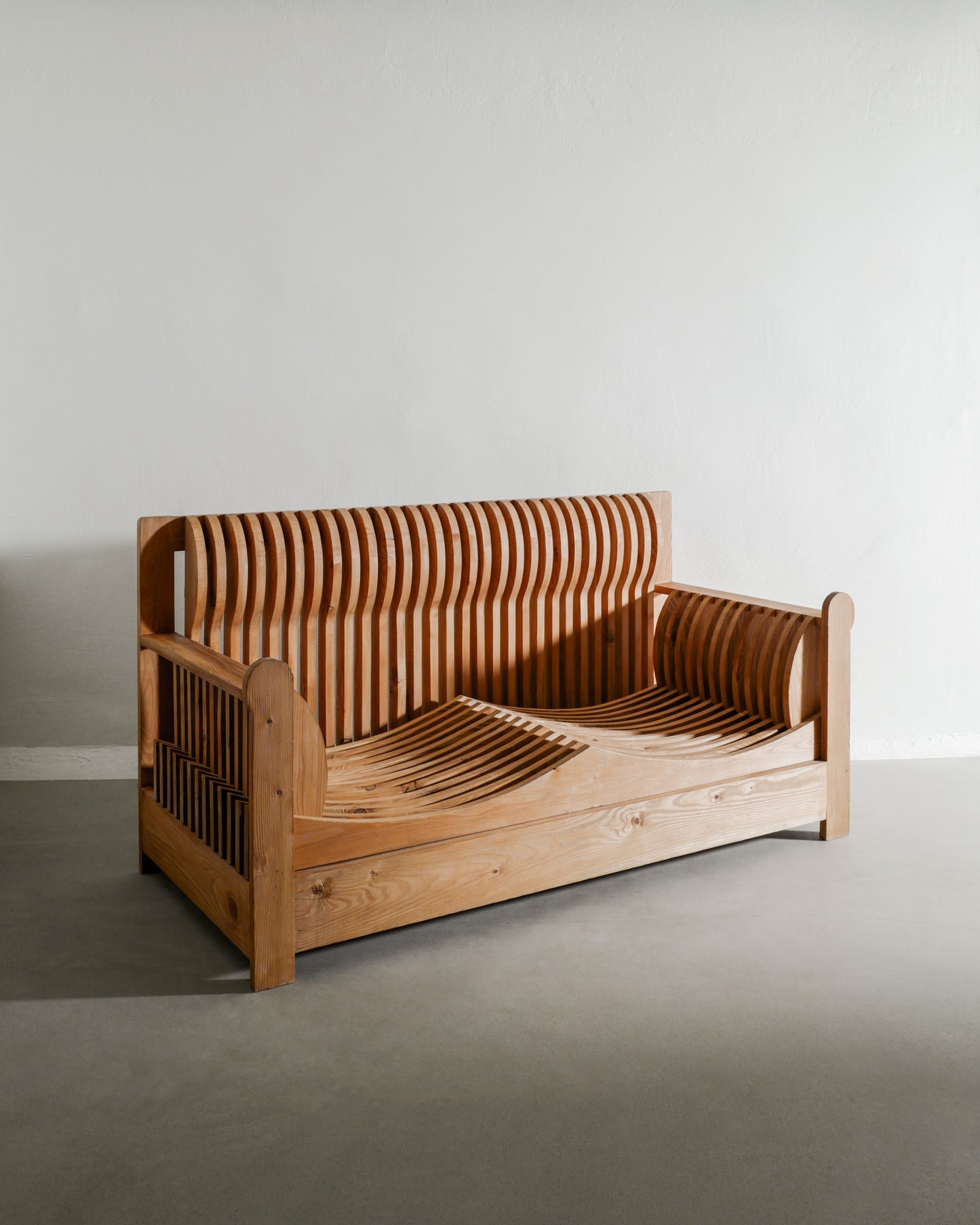 MARIO CEROLI PINE SOFA, 1970s