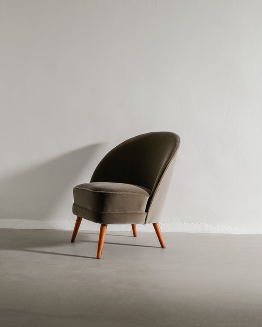 ARNE NORELL "ASYMMETRICAL" CHAIR, 1950s