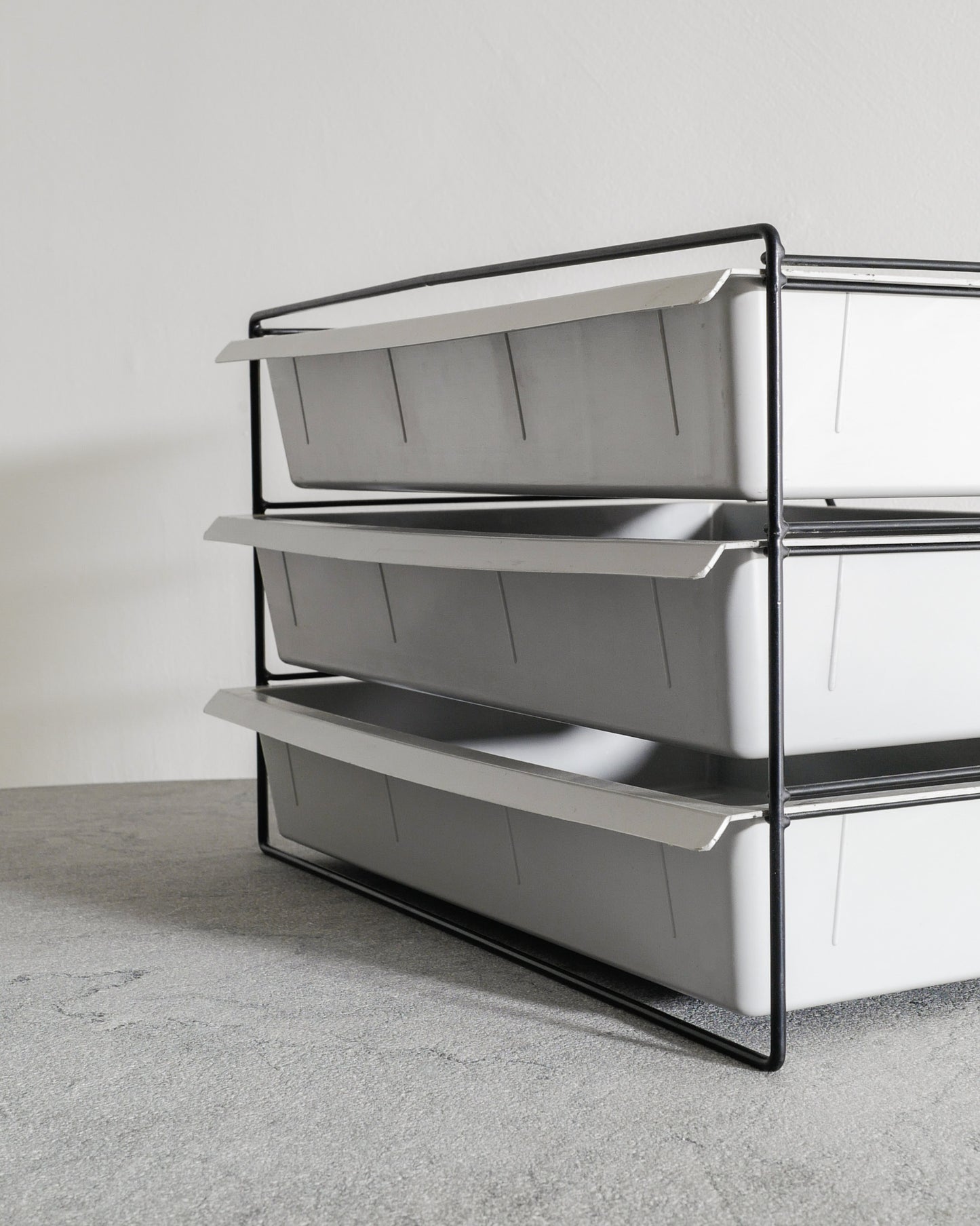 CHARLOTTE PERRIAND FILE RACK, 1950s
