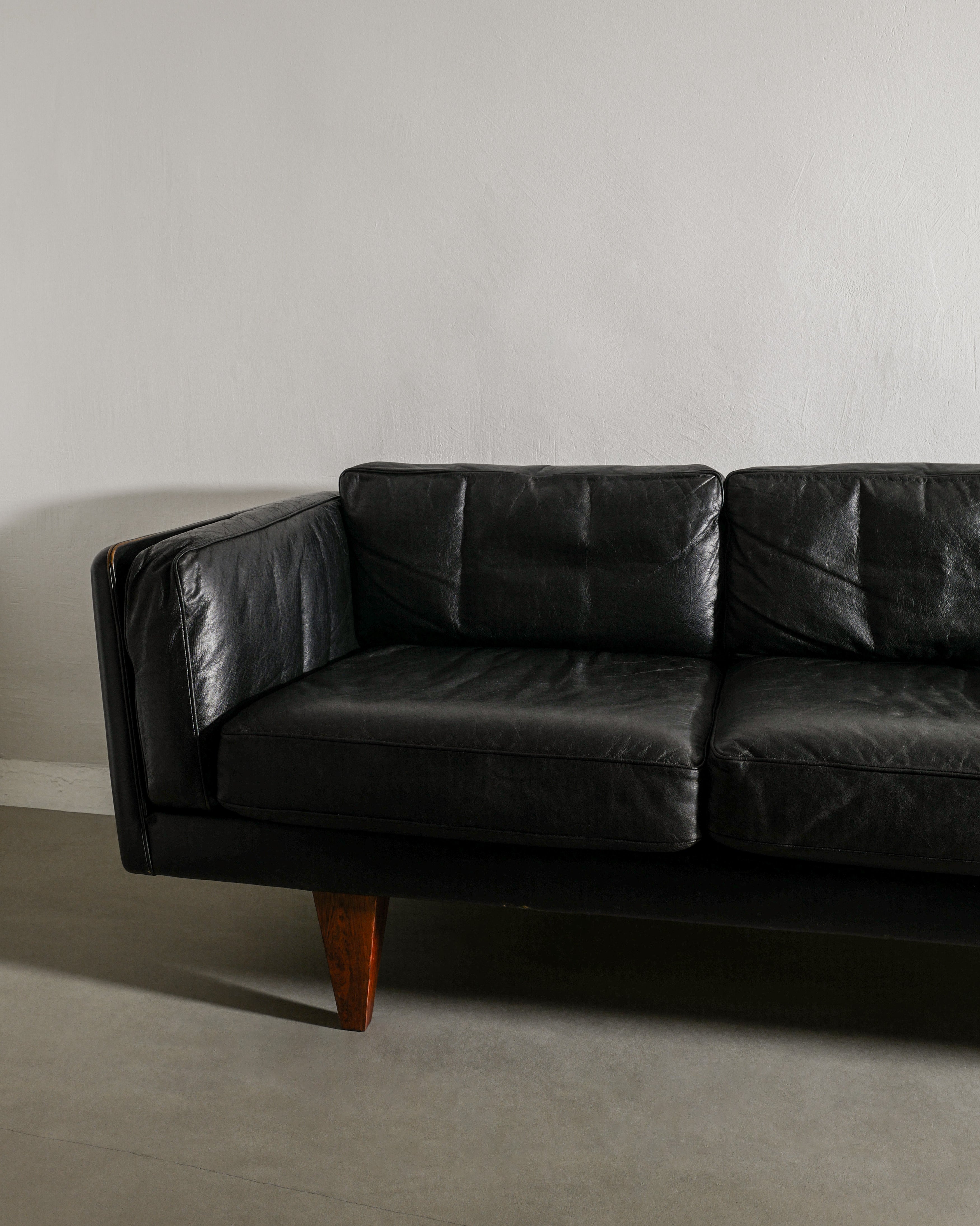 BLACK ILLUM WIKKELSØ 