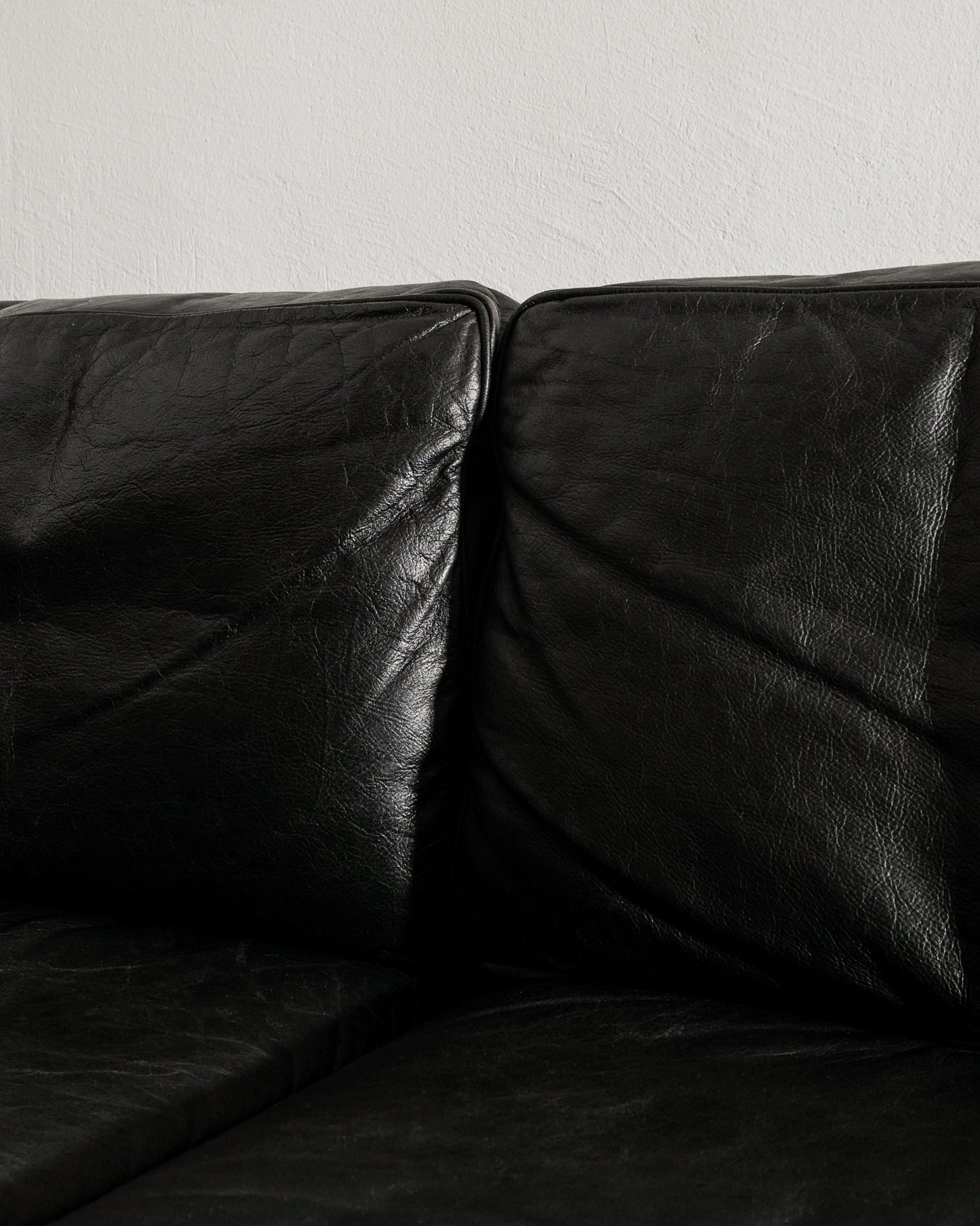 BLACK ILLUM WIKKELSØ "V11" SOFA, 1960s