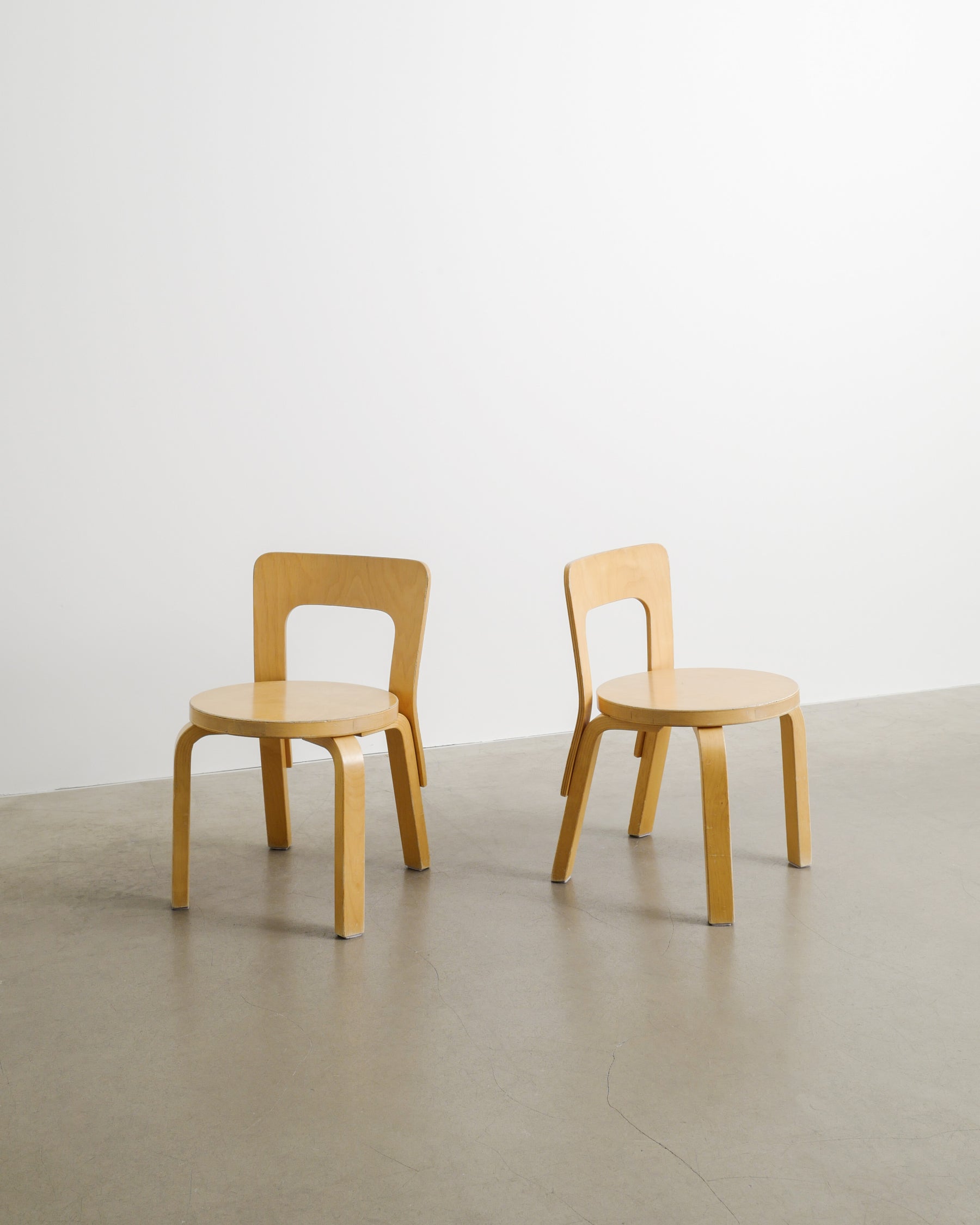 PAIR OF ALVAR AALTO CHILDREN CHAIRS