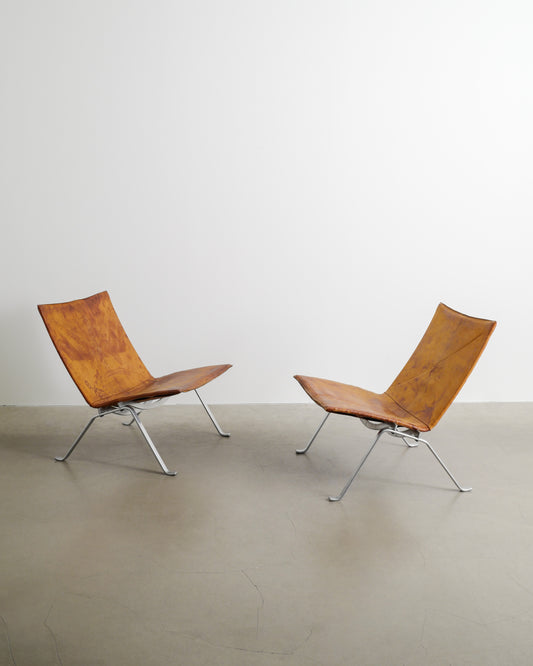 POUL KJAERHOLM "PK-22" BROWN CHAIRS, 1960s
